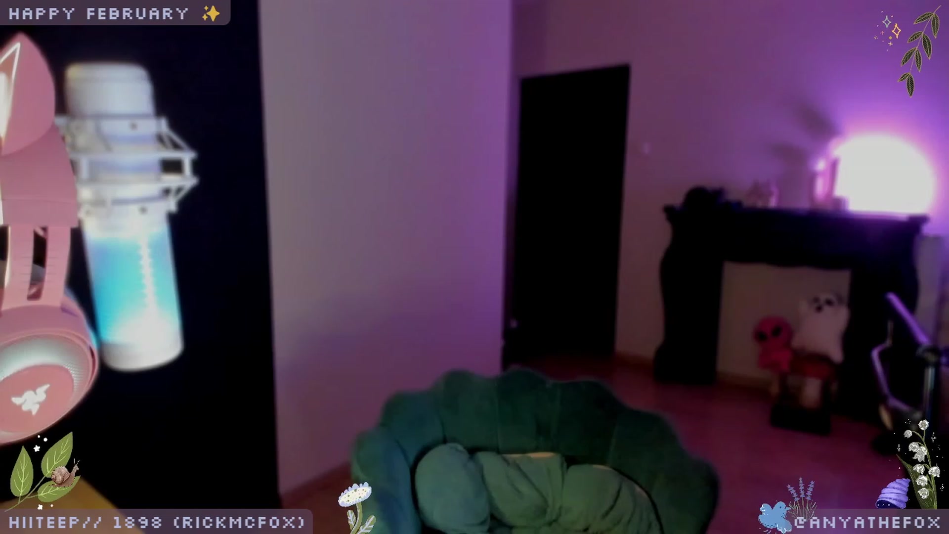 Gallery image thumbnail from AreolaGrande_'s myfreecams stream on, 02/23/2024, 08:40 image 13 of 20