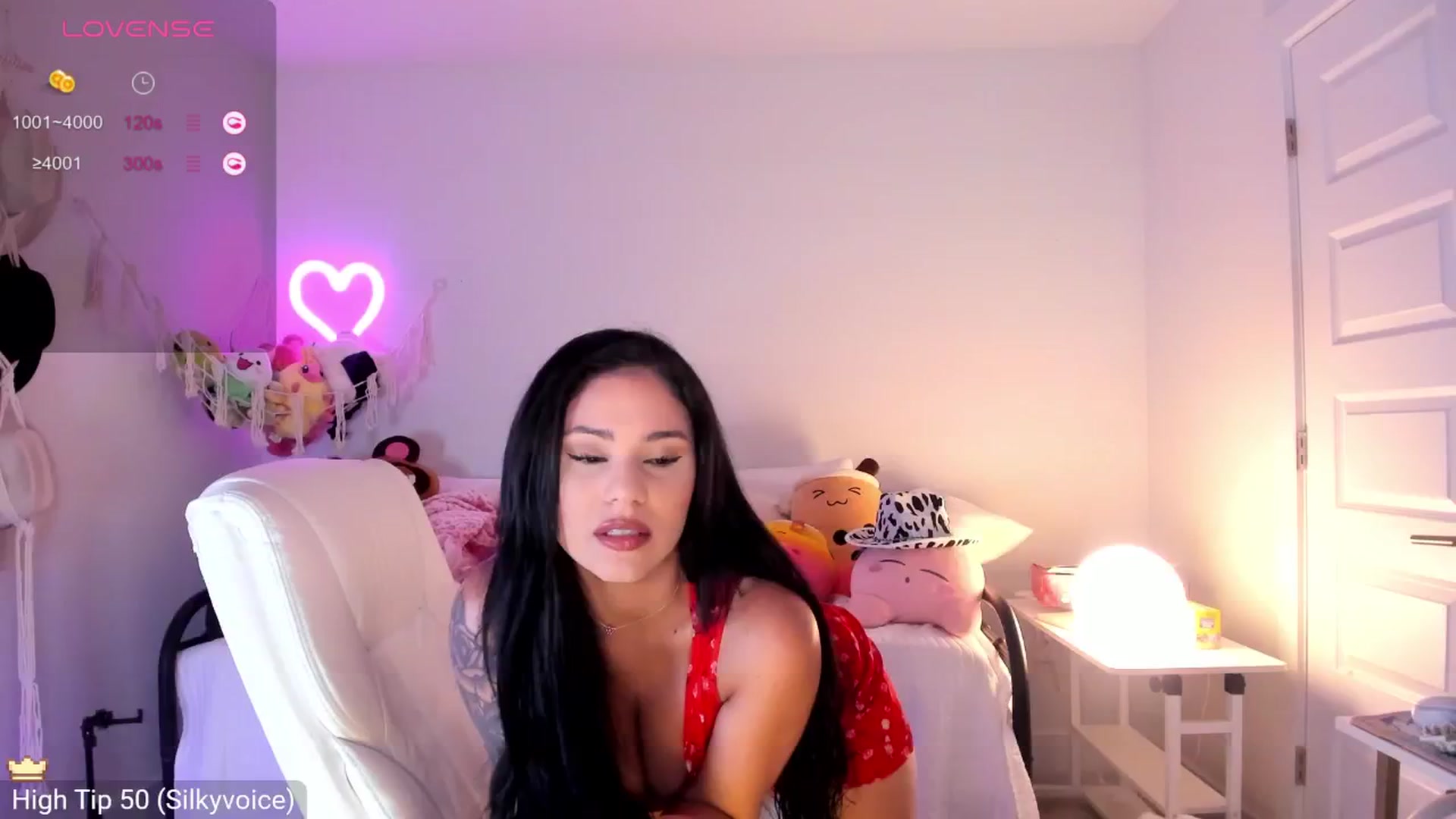 Gallery image thumbnail from Ari2b's myfreecams stream on, 06/15/2024, 06:20 image 5 of 20