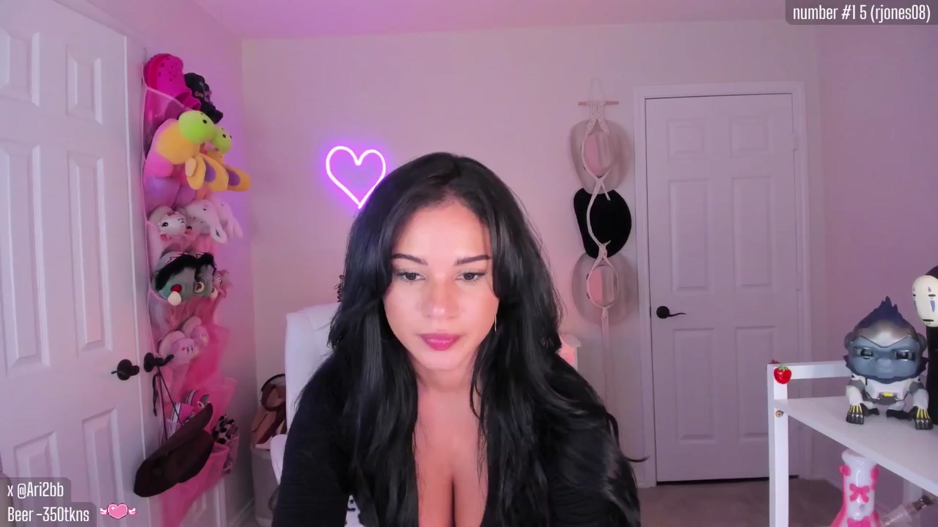 Gallery image thumbnail from Ari2b's myfreecams stream on, 08/20/2025, 03:20 image 11 of 20