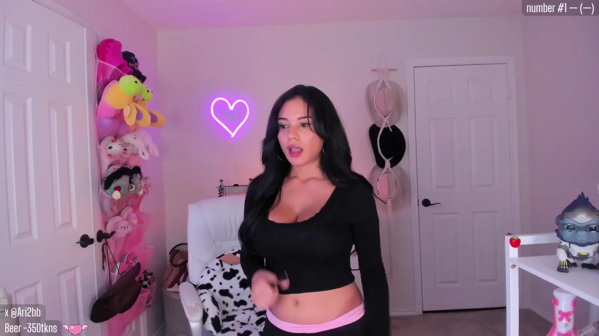 Gallery image thumbnail from Ari2b's myfreecams stream on, 08/20/2025, 03:20 image 1 of 20