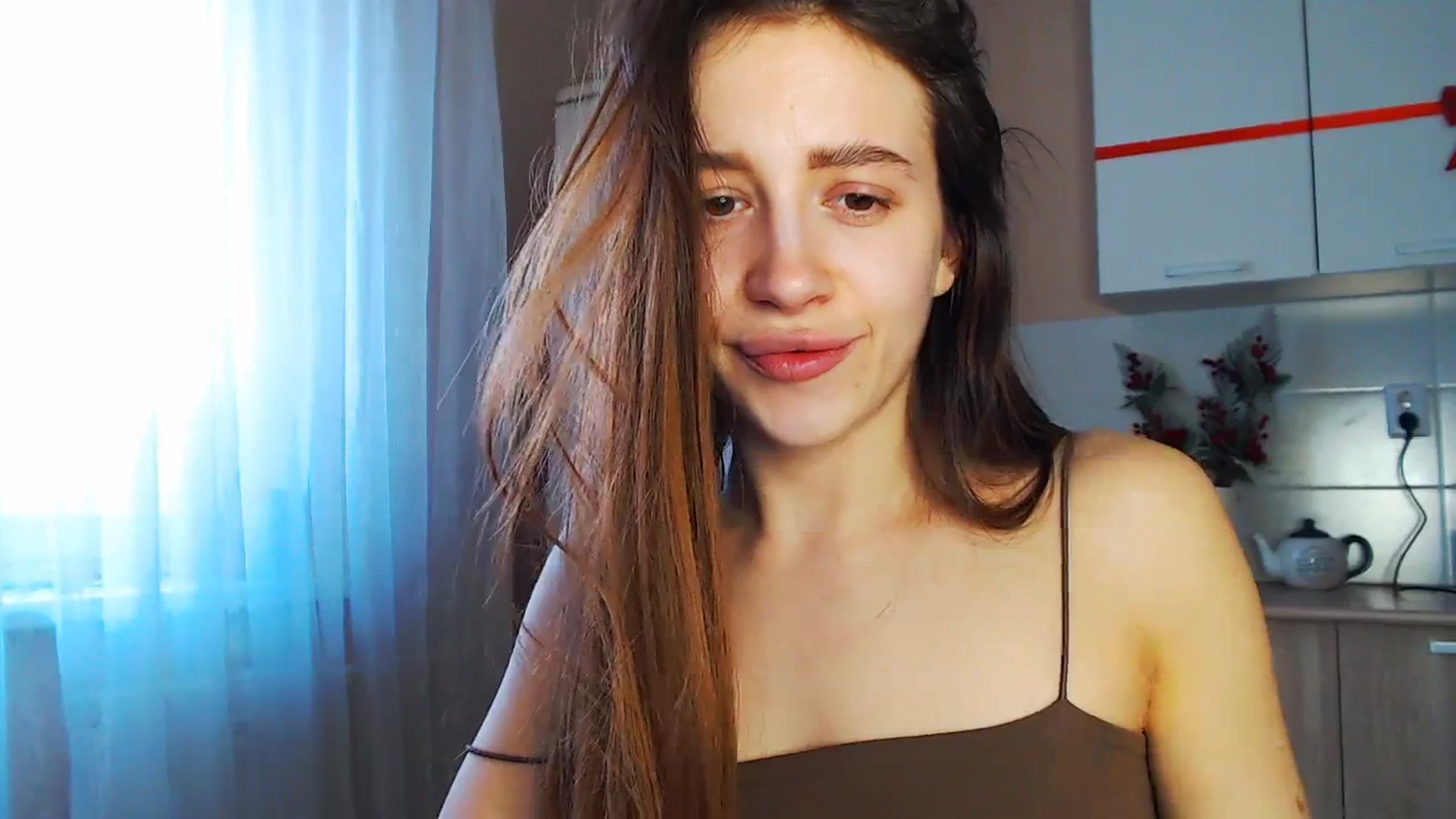 Gallery image thumbnail from Ari_Honey's myfreecams stream on, 03/23/2025, 15:13 image 12 of 20
