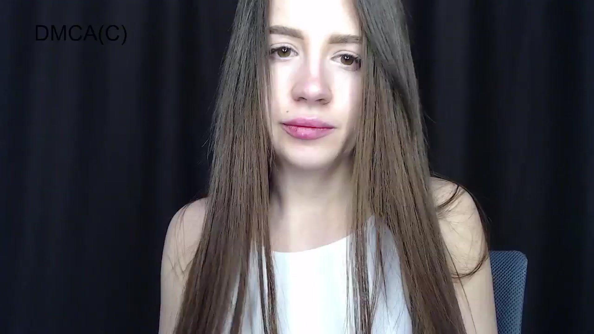 Gallery image thumbnail from Ari_Honey's myfreecams stream on, 12/29/2025, 19:14 image 18 of 20