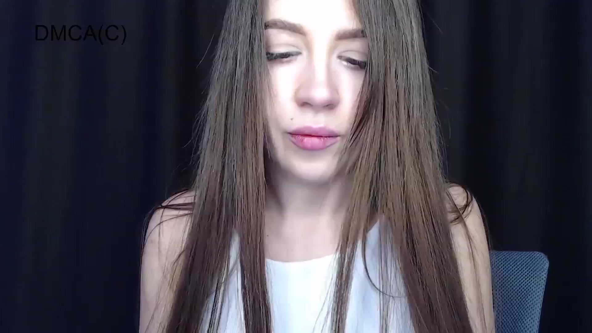Gallery image thumbnail from Ari_Honey's myfreecams stream on, 12/29/2025, 19:14 image 9 of 20