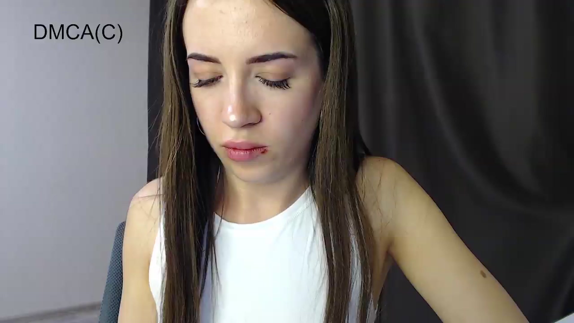 Gallery image thumbnail from Ari_Honey's myfreecams stream on, 05/30/2026, 18:12 image 1 of 20