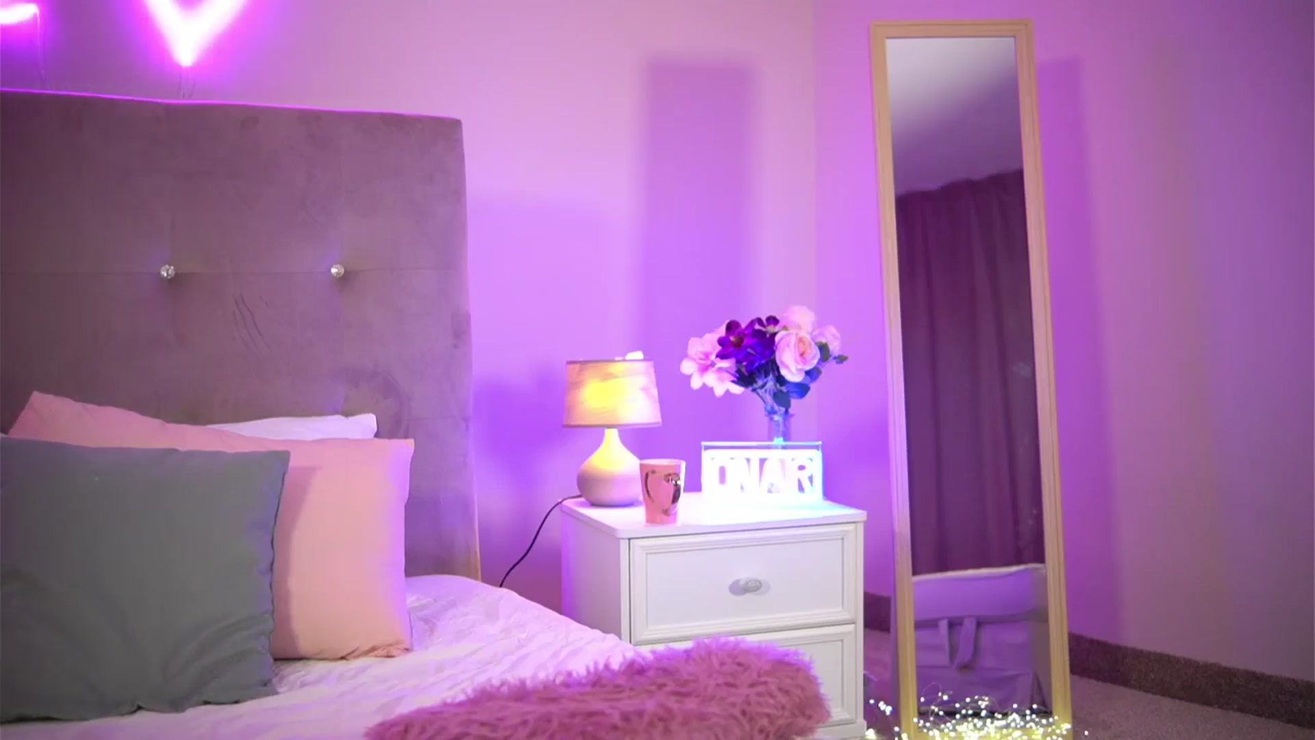 Gallery image thumbnail from AriaCullen's myfreecams stream on, 05/13/2024, 15:40 image 16 of 20