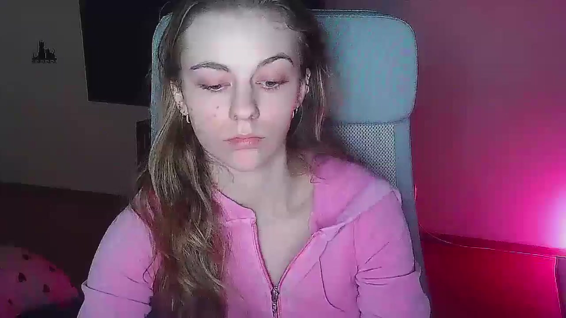 Gallery image thumbnail from AriaFantasy's myfreecams stream on, 11/15/2025, 19:57 image 3 of 20