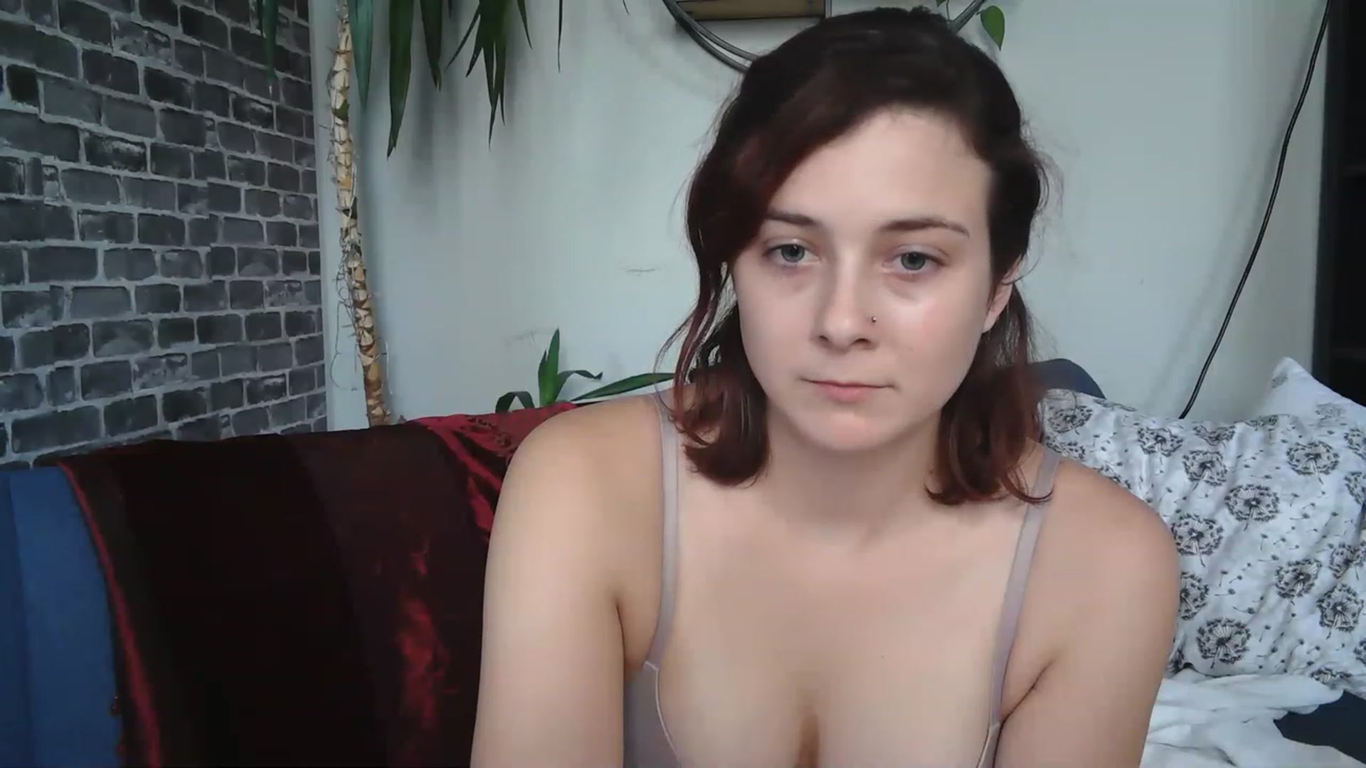Gallery image thumbnail from AriaFields's myfreecams stream on, 12/07/2022, 19:27 image 12 of 20