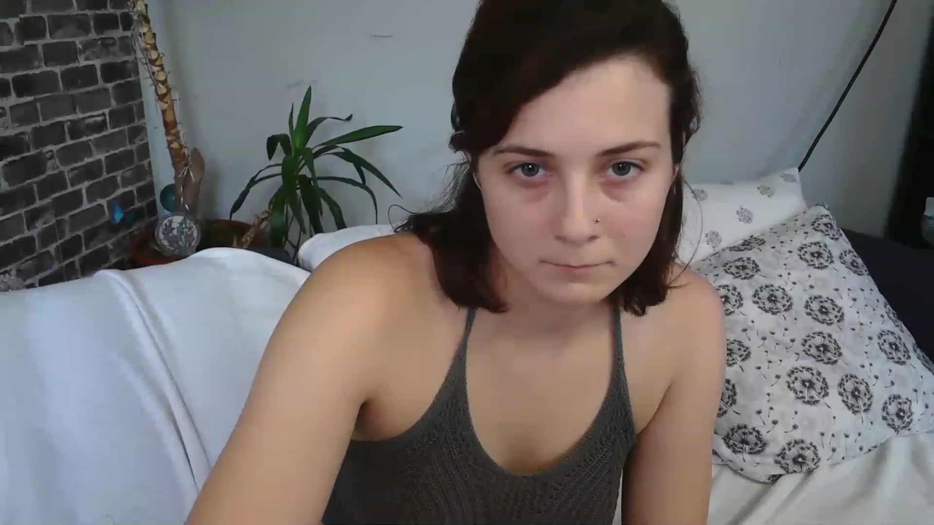 Gallery image thumbnail from AriaFields's myfreecams stream on, 12/09/2022, 20:25 image 14 of 20