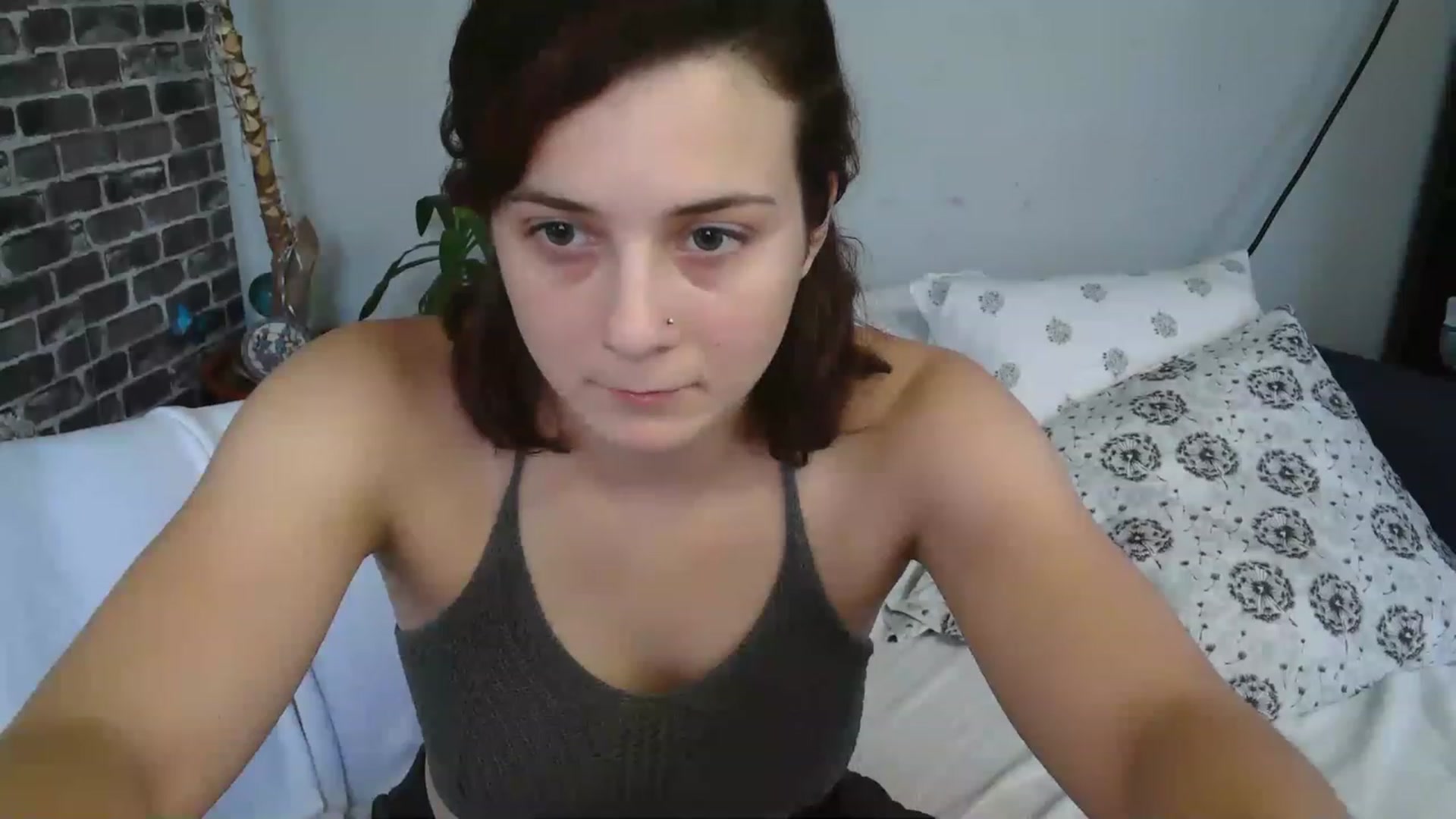 Gallery image thumbnail from AriaFields's myfreecams stream on, 12/09/2022, 20:25 image 16 of 20