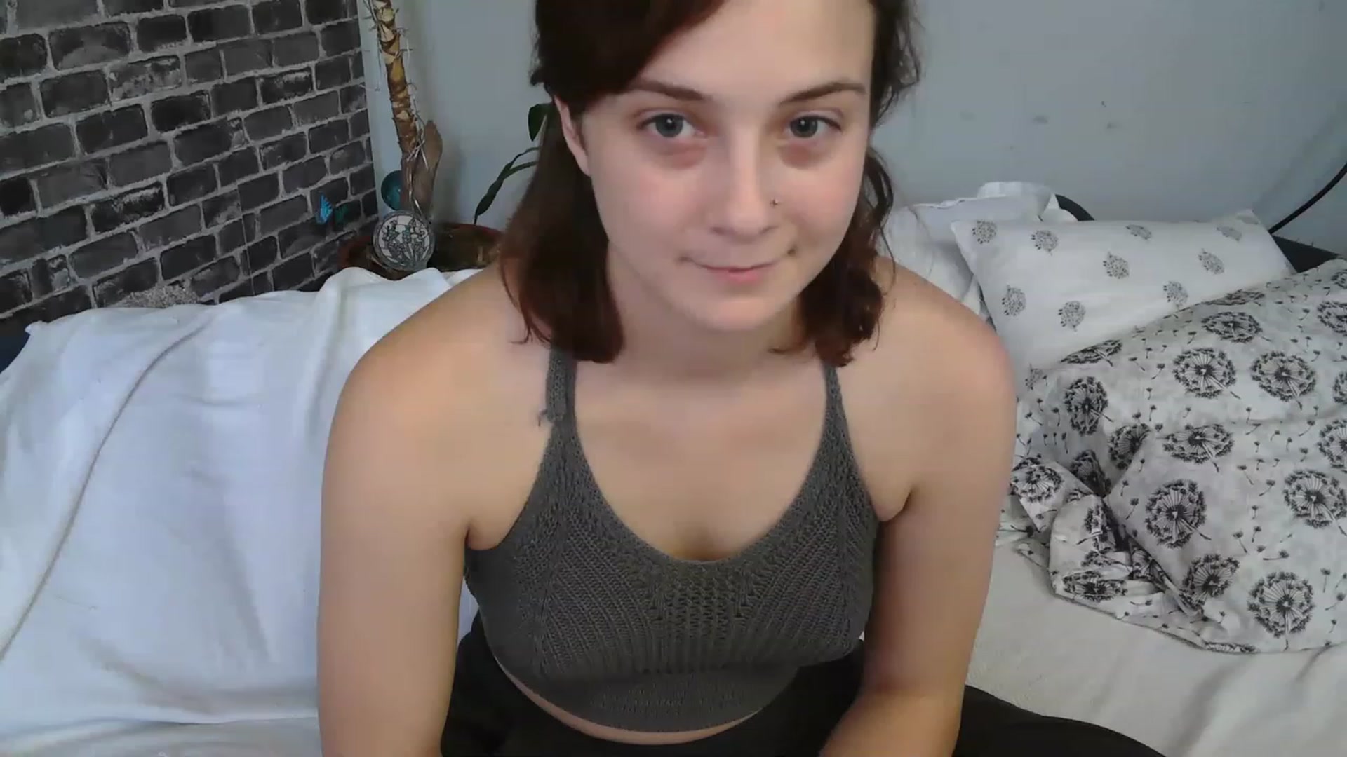 Gallery image thumbnail from AriaFields's myfreecams stream on, 12/09/2022, 20:59 image 3 of 20