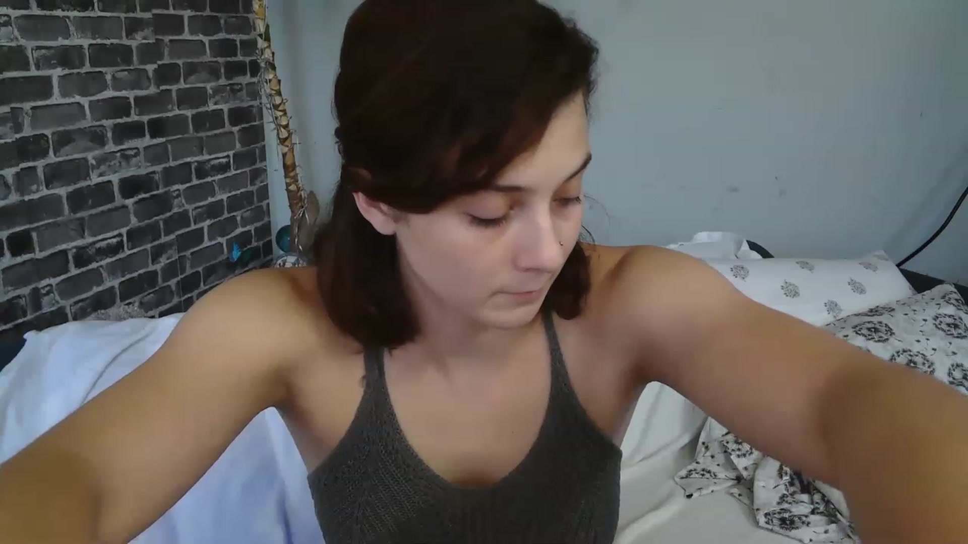 Gallery image thumbnail from AriaFields's myfreecams stream on, 12/09/2022, 20:59 image 14 of 20