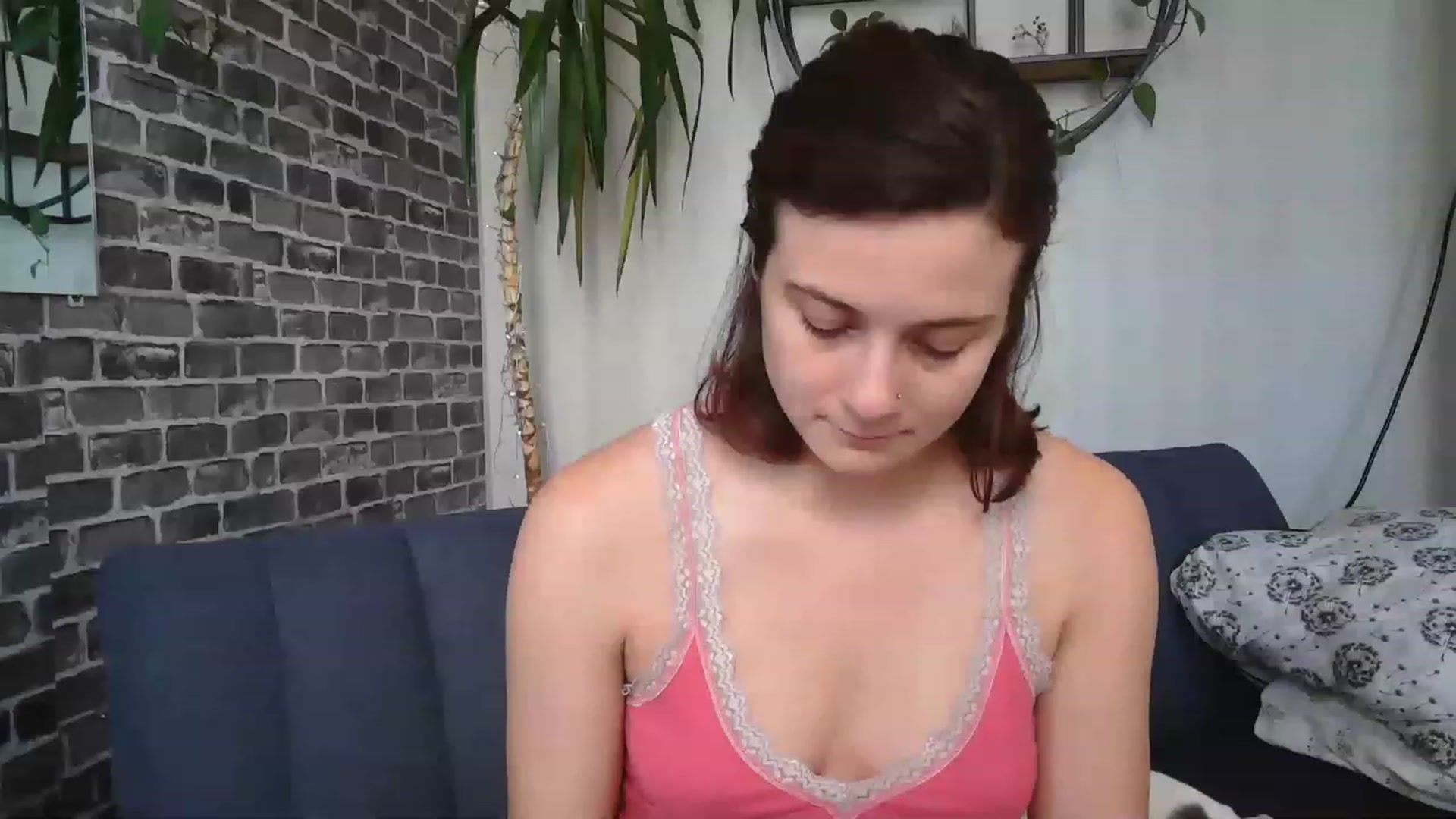 Gallery image thumbnail from AriaFields's myfreecams stream on, 12/12/2022, 18:46 image 7 of 20