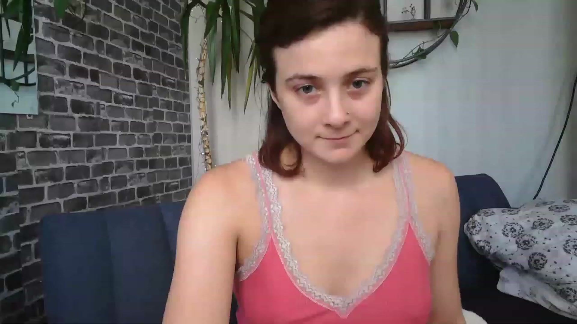 Gallery image thumbnail from AriaFields's myfreecams stream on, 12/12/2022, 18:46 image 9 of 20