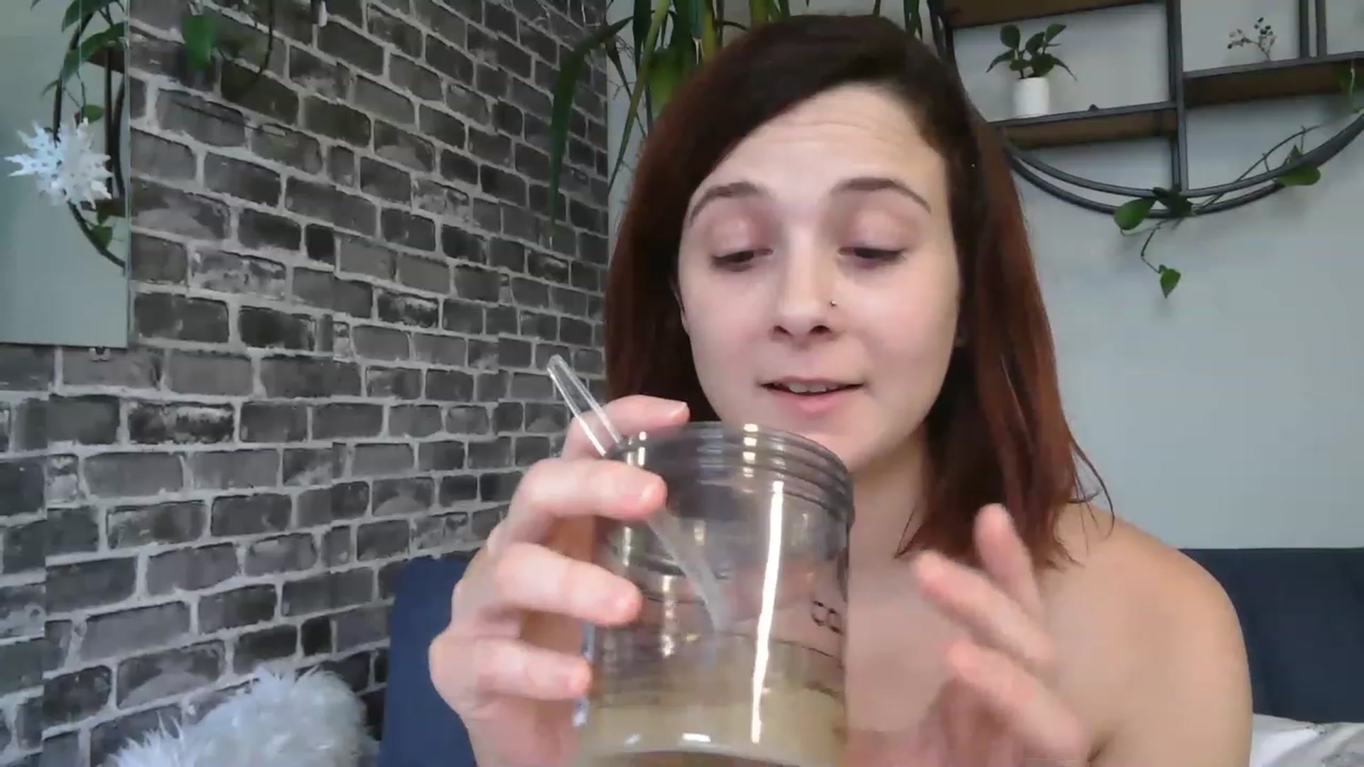 Gallery image thumbnail from AriaFields's myfreecams stream on, 12/20/2022, 17:53 image 7 of 20