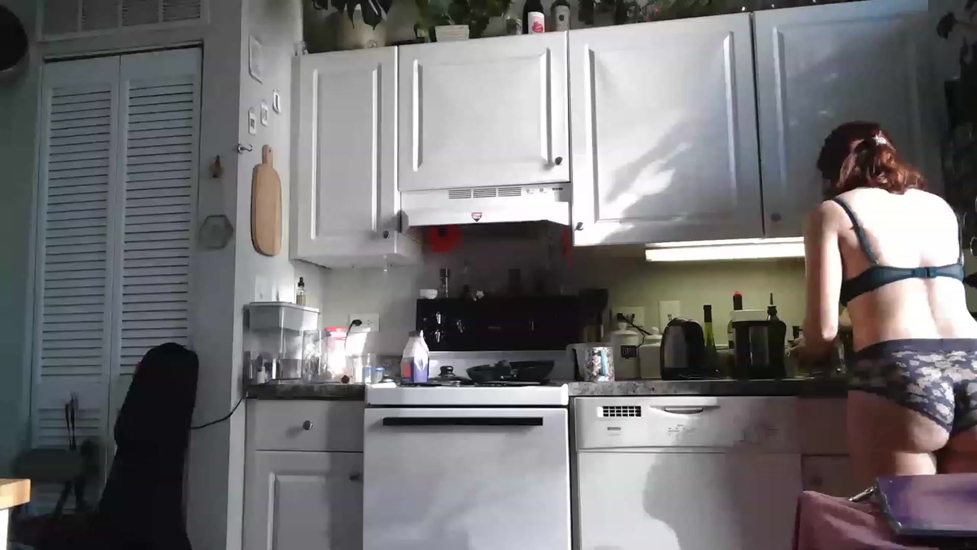 Gallery image thumbnail from AriaFields's myfreecams stream on, 01/20/2023, 15:05 image 10 of 20