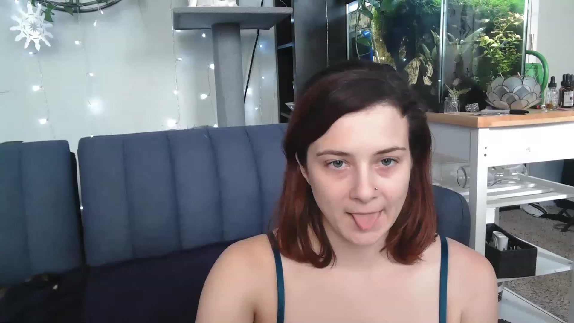 Gallery image thumbnail from AriaFields's myfreecams stream on, 01/30/2023, 17:21 image 3 of 20