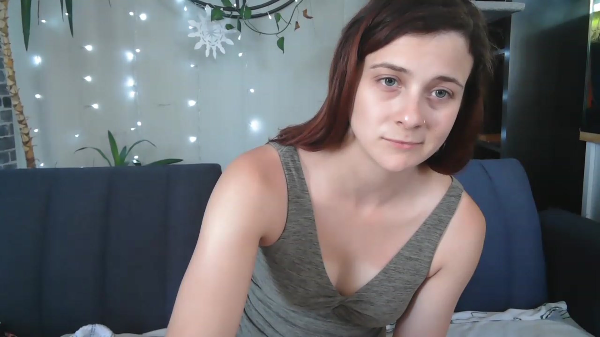 Gallery image thumbnail from AriaFields's myfreecams stream on, 03/23/2023, 19:49 image 17 of 20