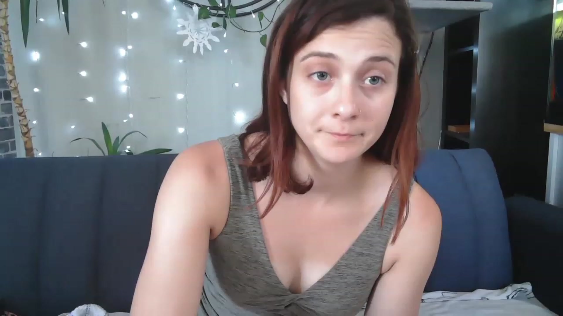 Gallery image thumbnail from AriaFields's myfreecams stream on, 03/23/2023, 19:49 image 16 of 20