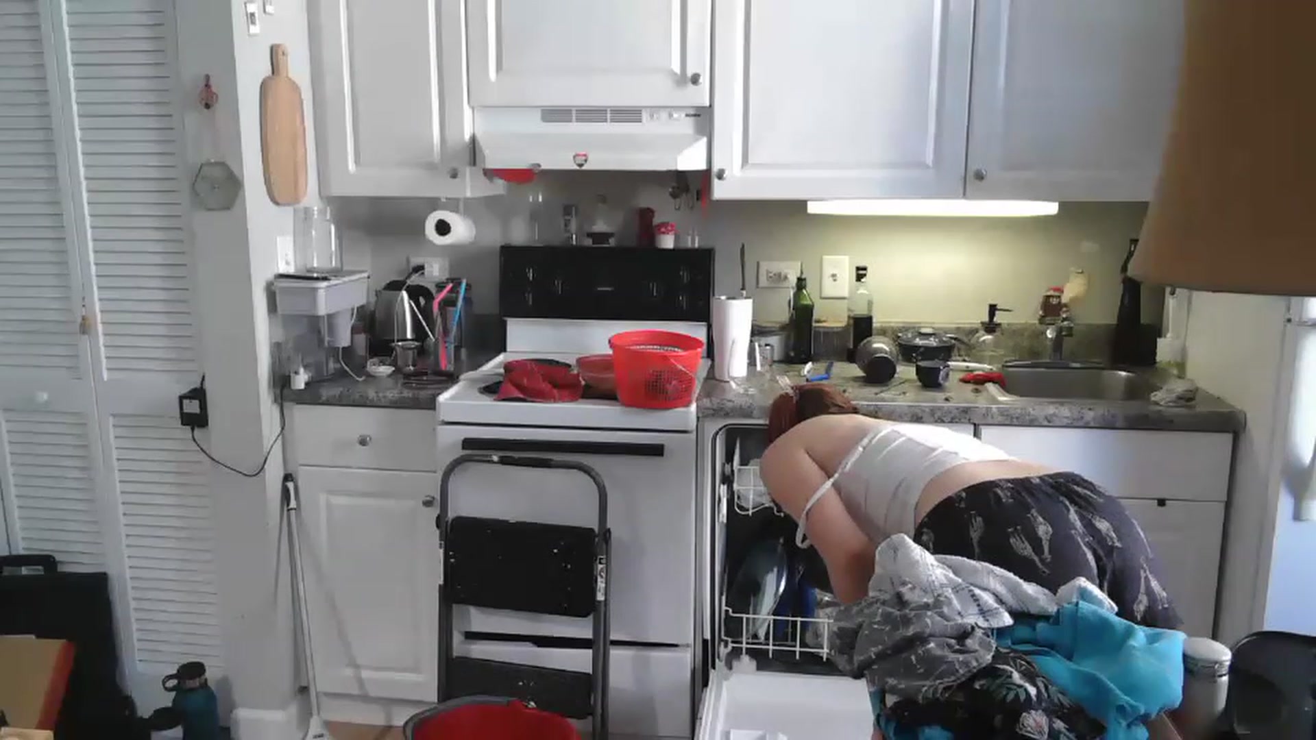 Gallery image thumbnail from AriaFields's myfreecams stream on, 04/20/2023, 16:09 image 17 of 20