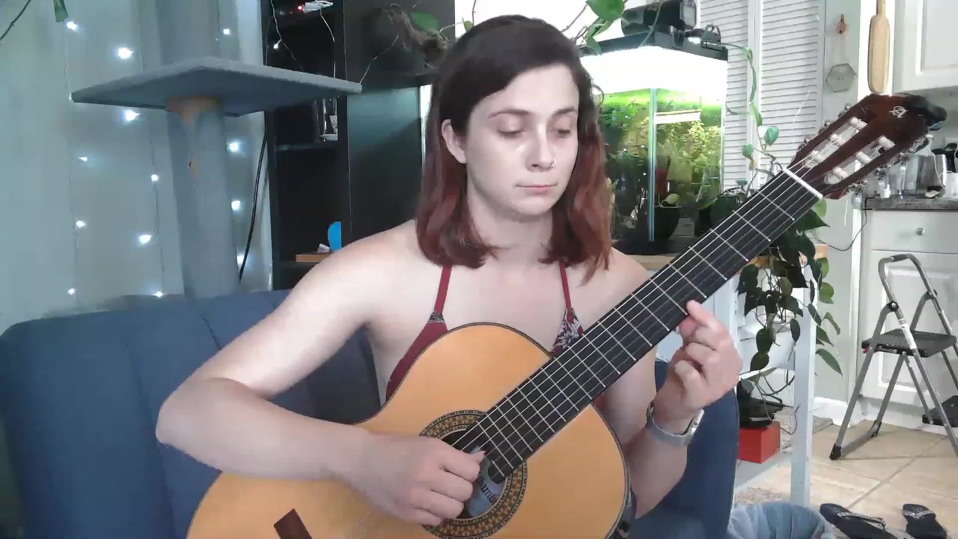 Gallery image thumbnail from AriaFields's myfreecams stream on, 04/21/2023, 18:32 image 16 of 20