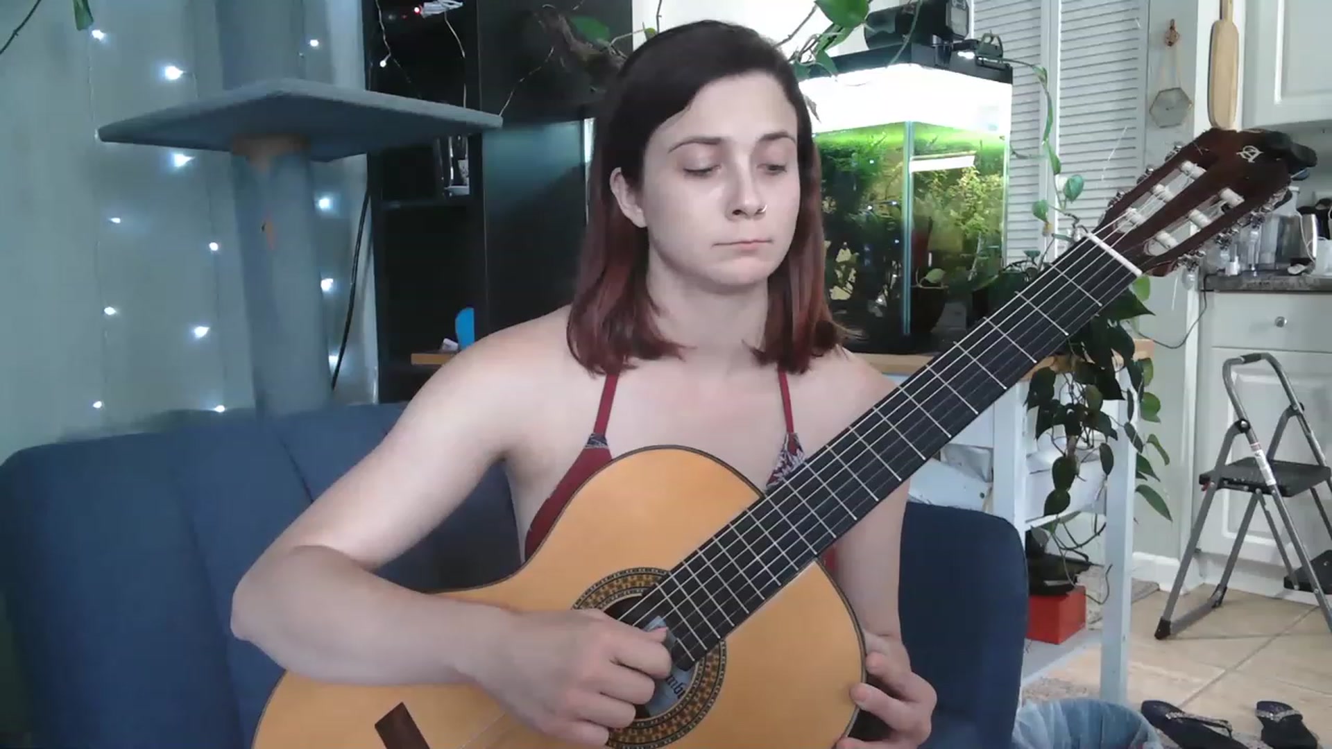 Gallery image thumbnail from AriaFields's myfreecams stream on, 04/21/2023, 18:32 image 14 of 20