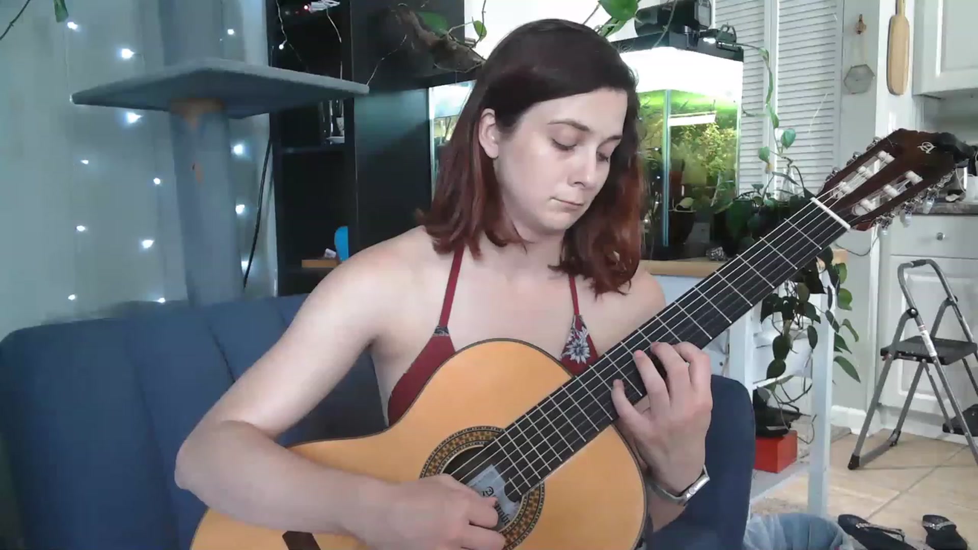 Gallery image thumbnail from AriaFields's myfreecams stream on, 04/21/2023, 18:32 image 18 of 20