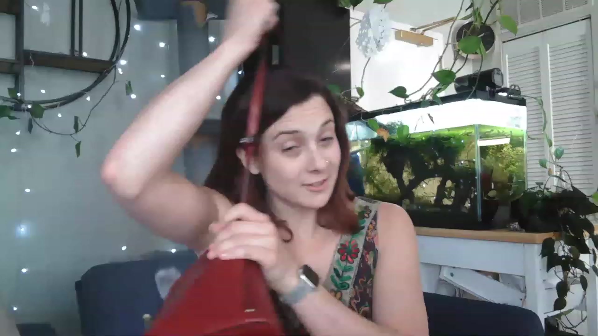 Gallery image thumbnail from AriaFields's myfreecams stream on, 04/21/2023, 18:32 image 5 of 20