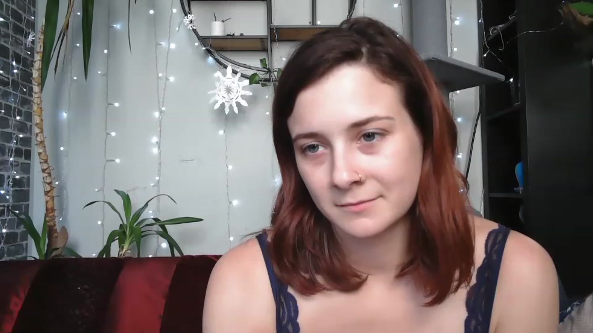 Gallery image thumbnail from AriaFields's myfreecams stream on, 04/28/2023, 17:00 image 2 of 20