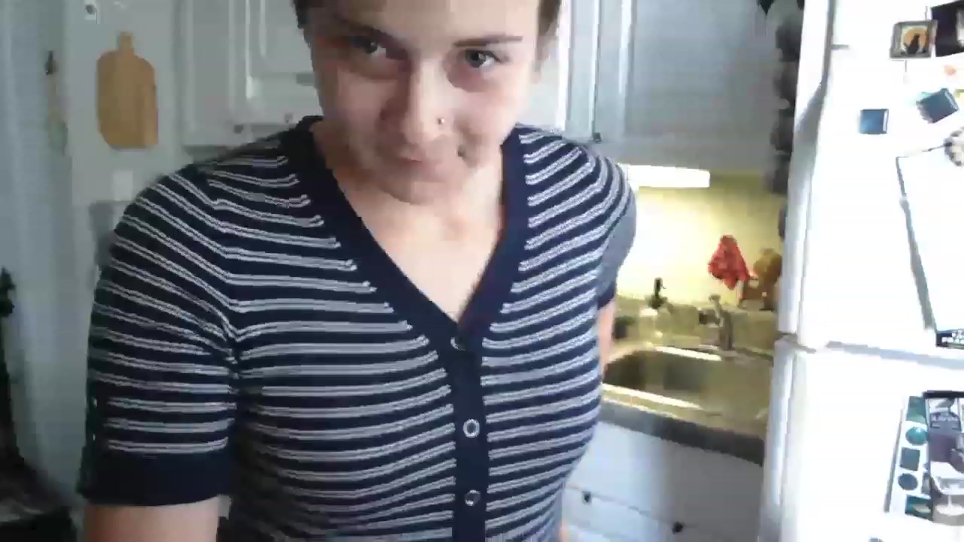 Gallery image thumbnail from AriaFields's myfreecams stream on, 06/13/2023, 20:00 image 1 of 20