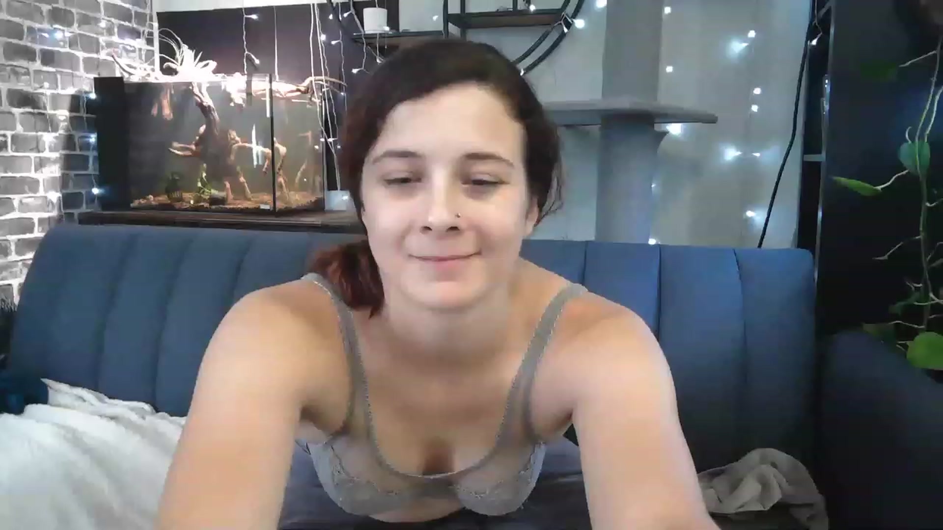 Gallery image thumbnail from AriaFields's myfreecams stream on, 06/19/2023, 20:00 image 10 of 20