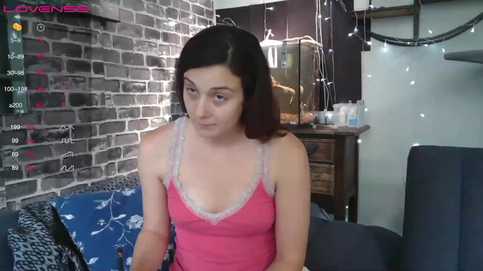 Gallery image thumbnail from AriaFields's myfreecams stream on, 06/22/2023, 17:43 image 3 of 20