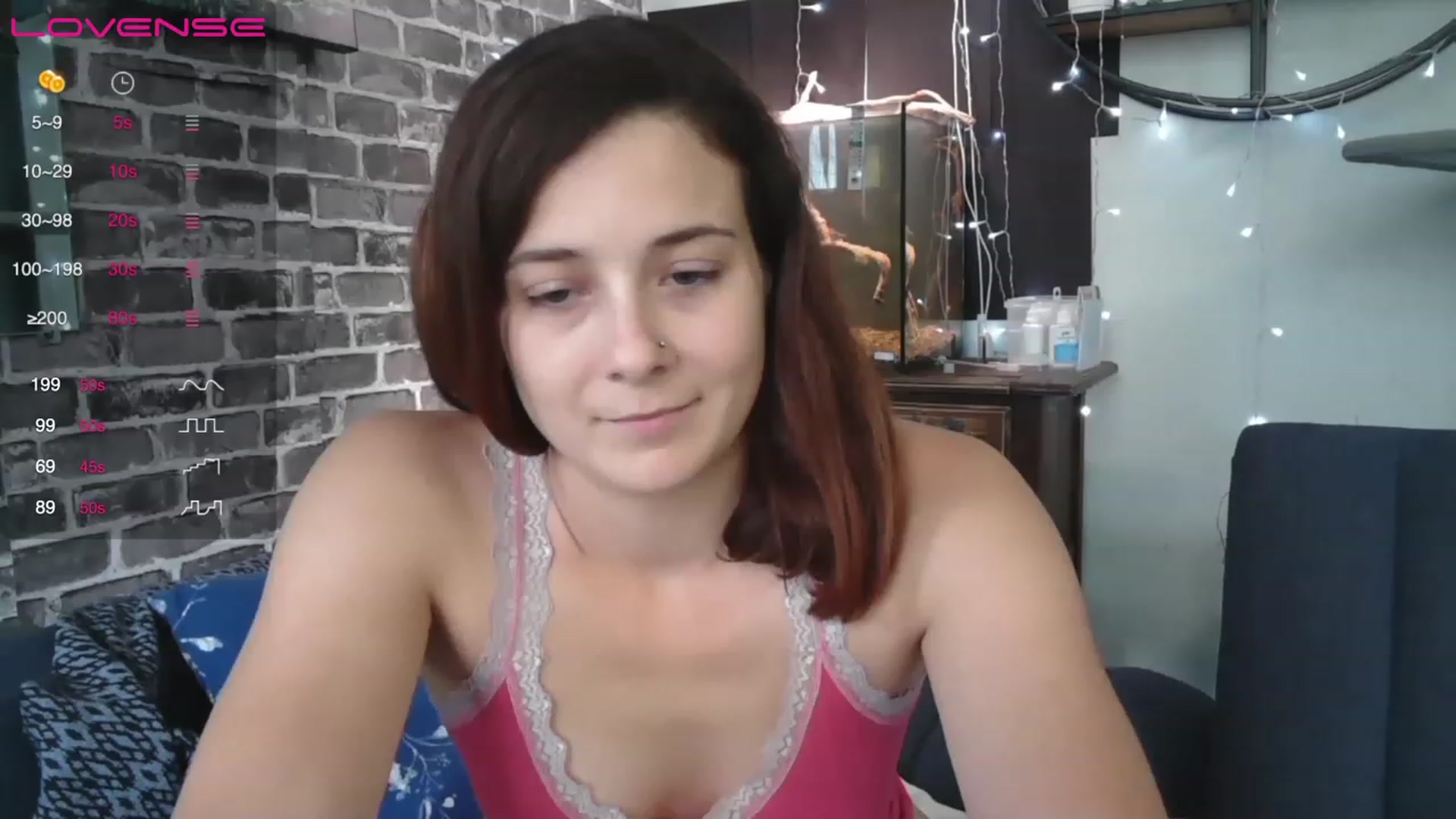 Gallery image thumbnail from AriaFields's myfreecams stream on, 06/22/2023, 17:43 image 10 of 20