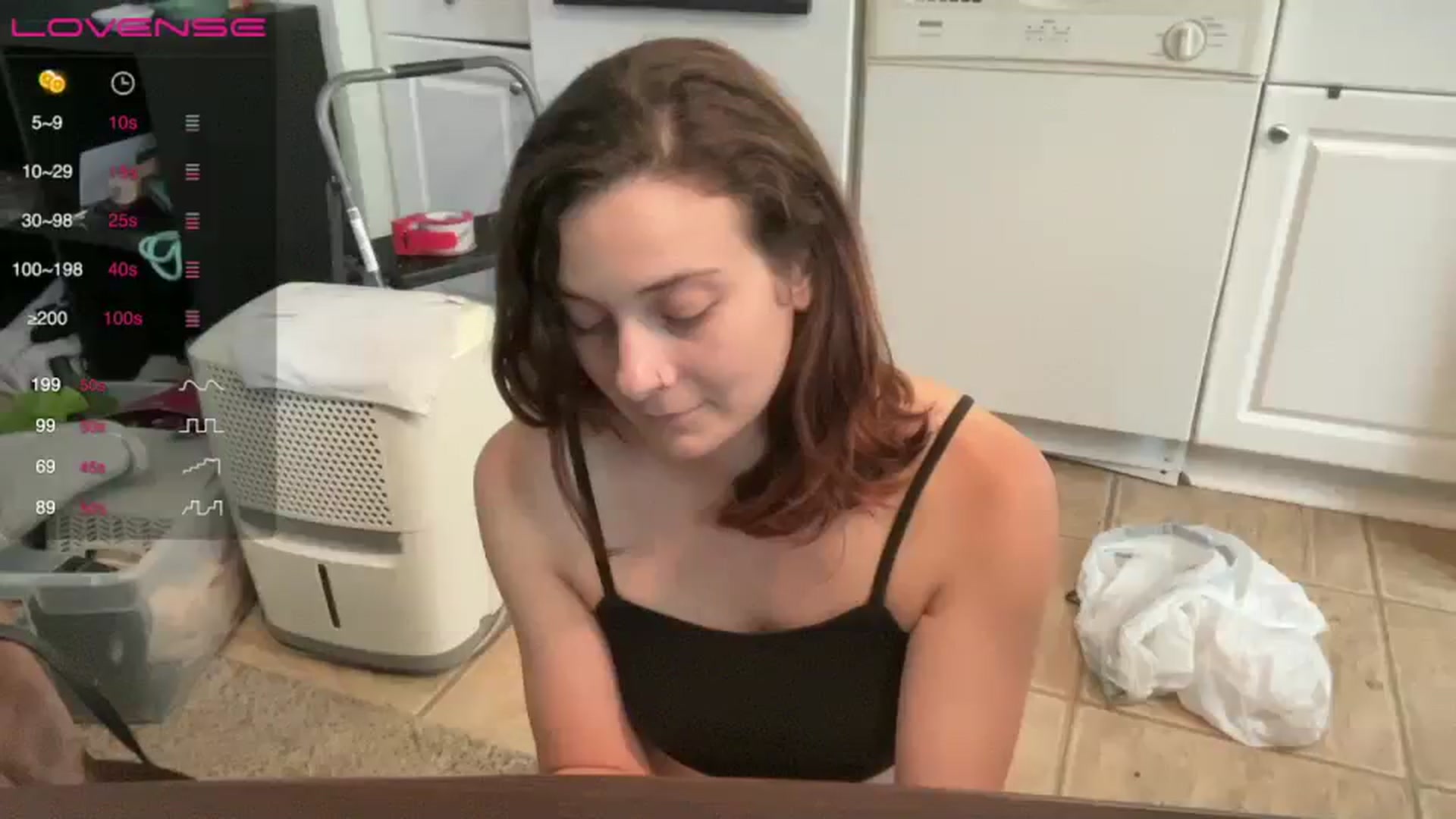 Gallery image thumbnail from AriaFields's myfreecams stream on, 08/15/2023, 21:14 image 16 of 20