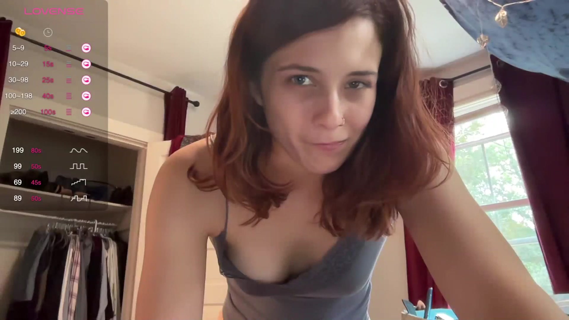 Gallery image thumbnail from AriaFields's myfreecams stream on, 10/31/2023, 19:28 image 15 of 20