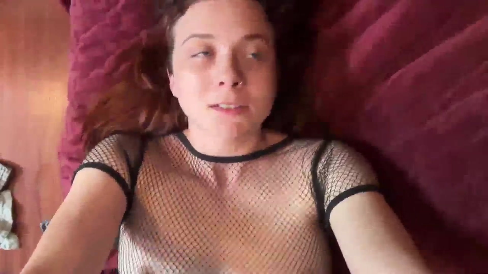 Gallery image thumbnail from AriaFields's myfreecams stream on, 12/08/2023, 18:59 image 16 of 20