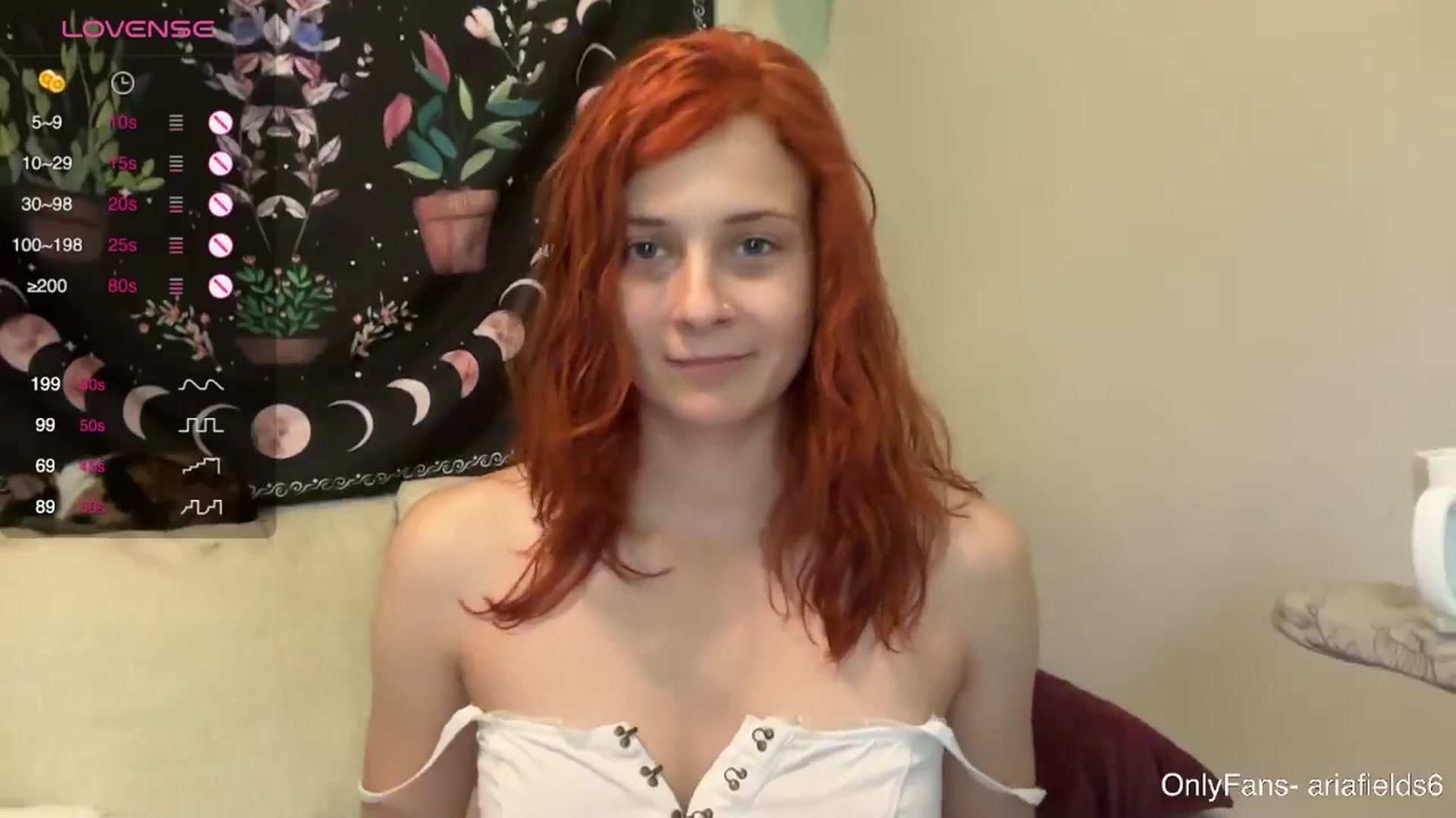 Gallery image thumbnail from AriaFields's myfreecams stream on, 05/02/2024, 16:10 image 8 of 20