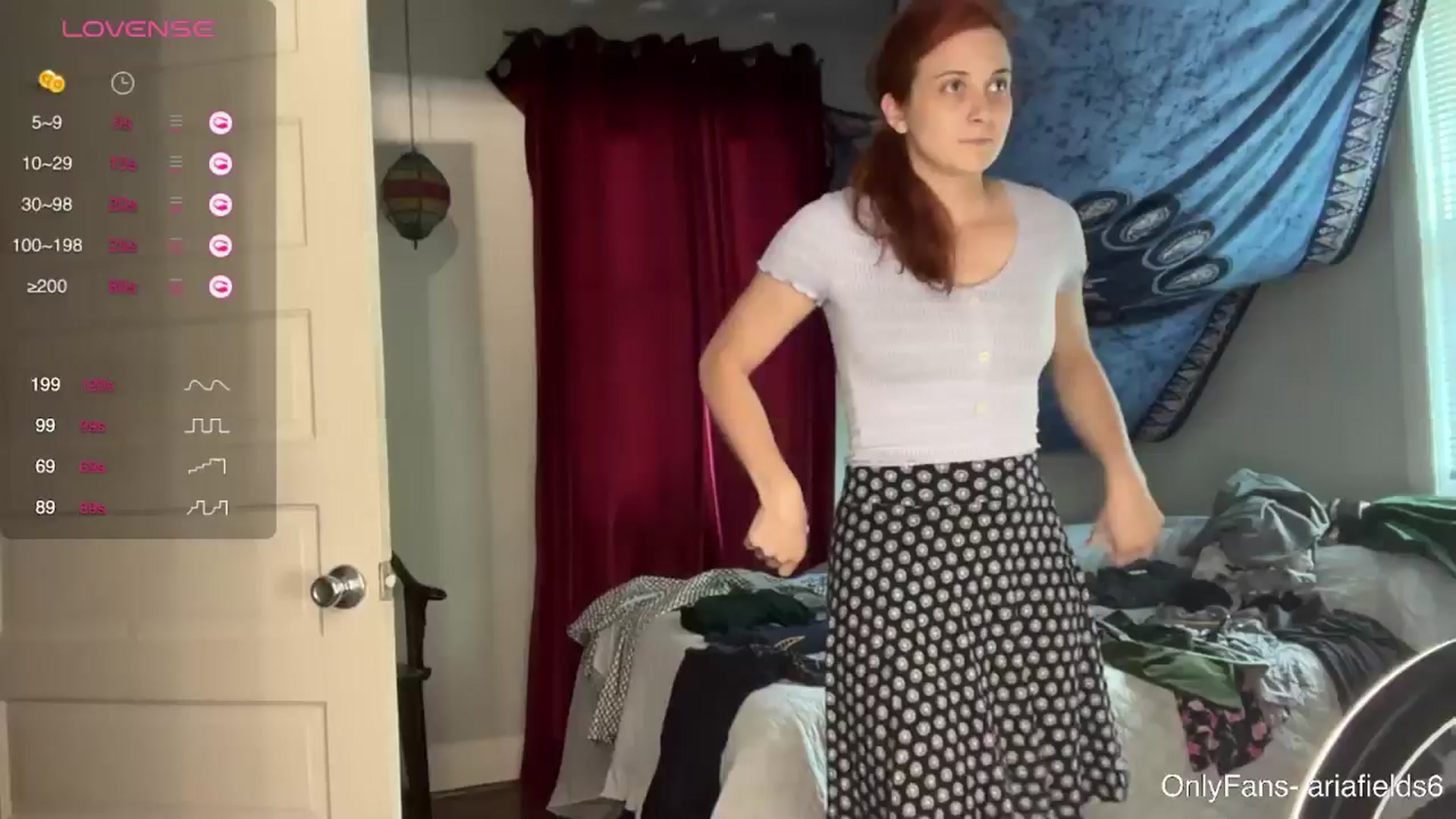 Gallery image thumbnail from AriaFields's myfreecams stream on, 05/29/2024, 19:47 image 6 of 20