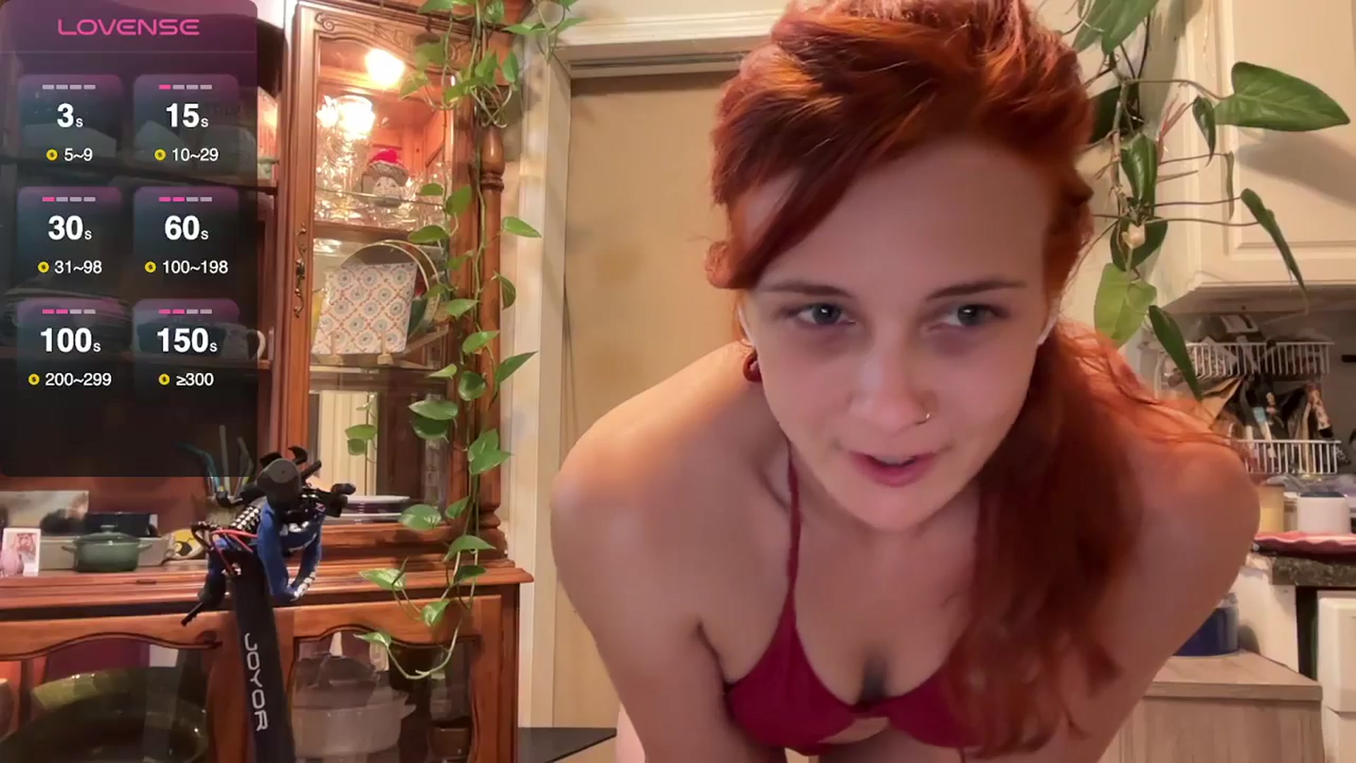 Gallery image thumbnail from AriaFields's myfreecams stream on, 04/16/2025, 23:26 image 11 of 20
