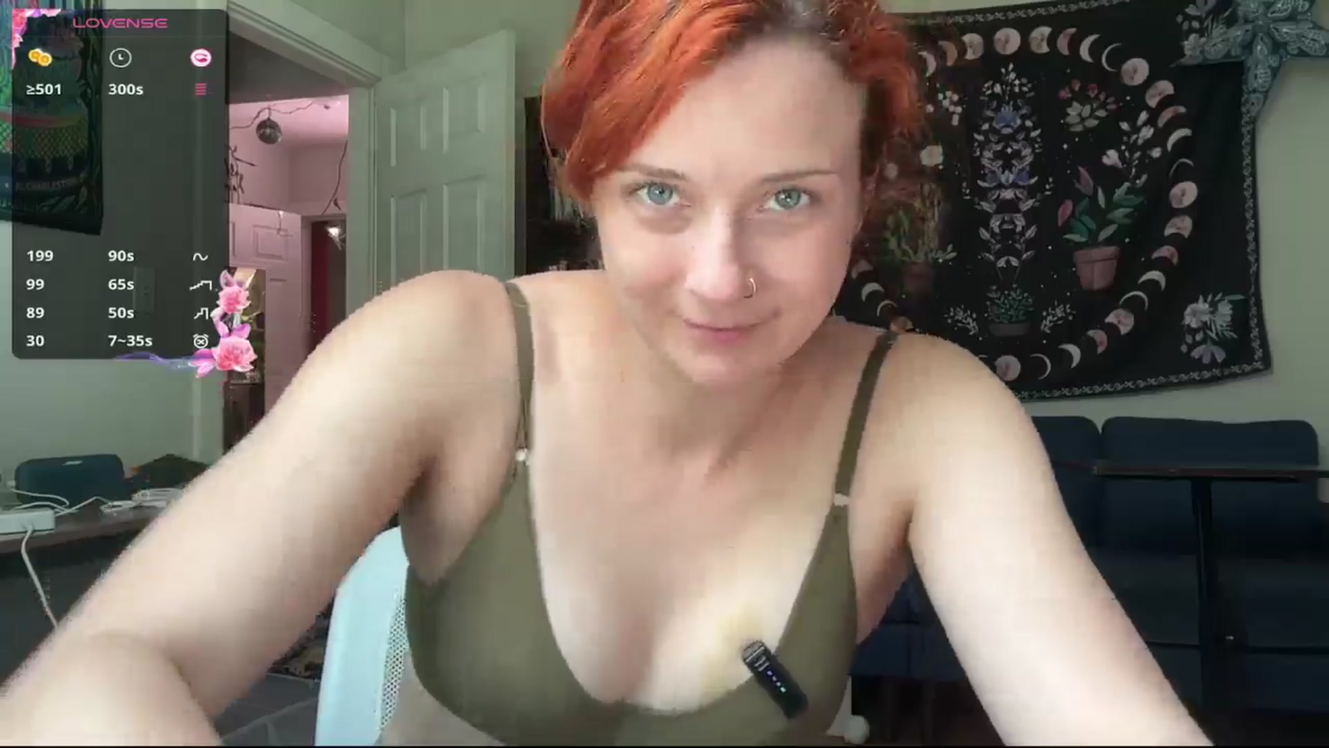 Gallery image thumbnail from AriaFields's myfreecams stream on, 04/08/2026, 19:32 image 16 of 20