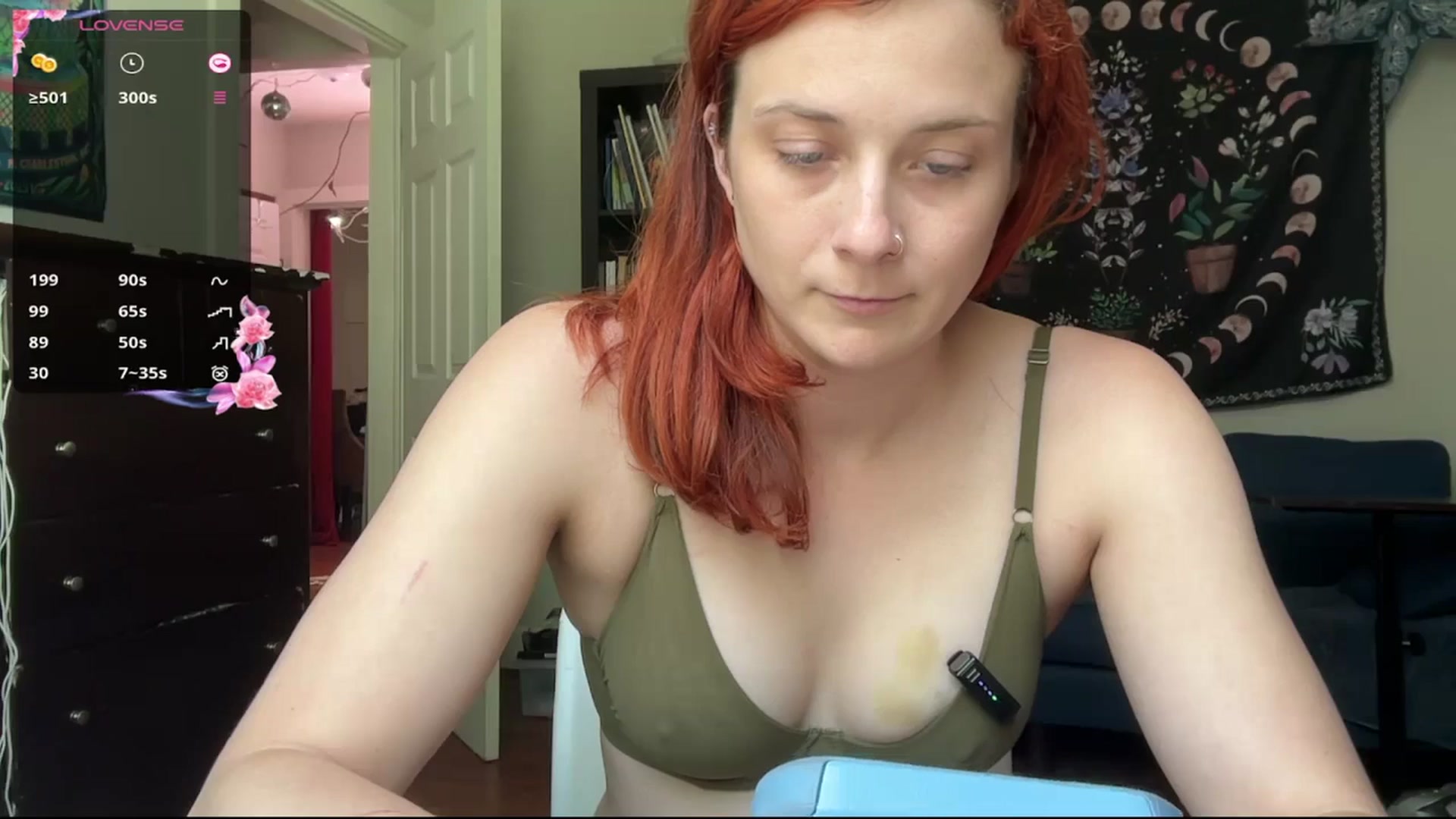 Gallery image thumbnail from AriaFields's myfreecams stream on, 04/10/2026, 20:11 image 20 of 20