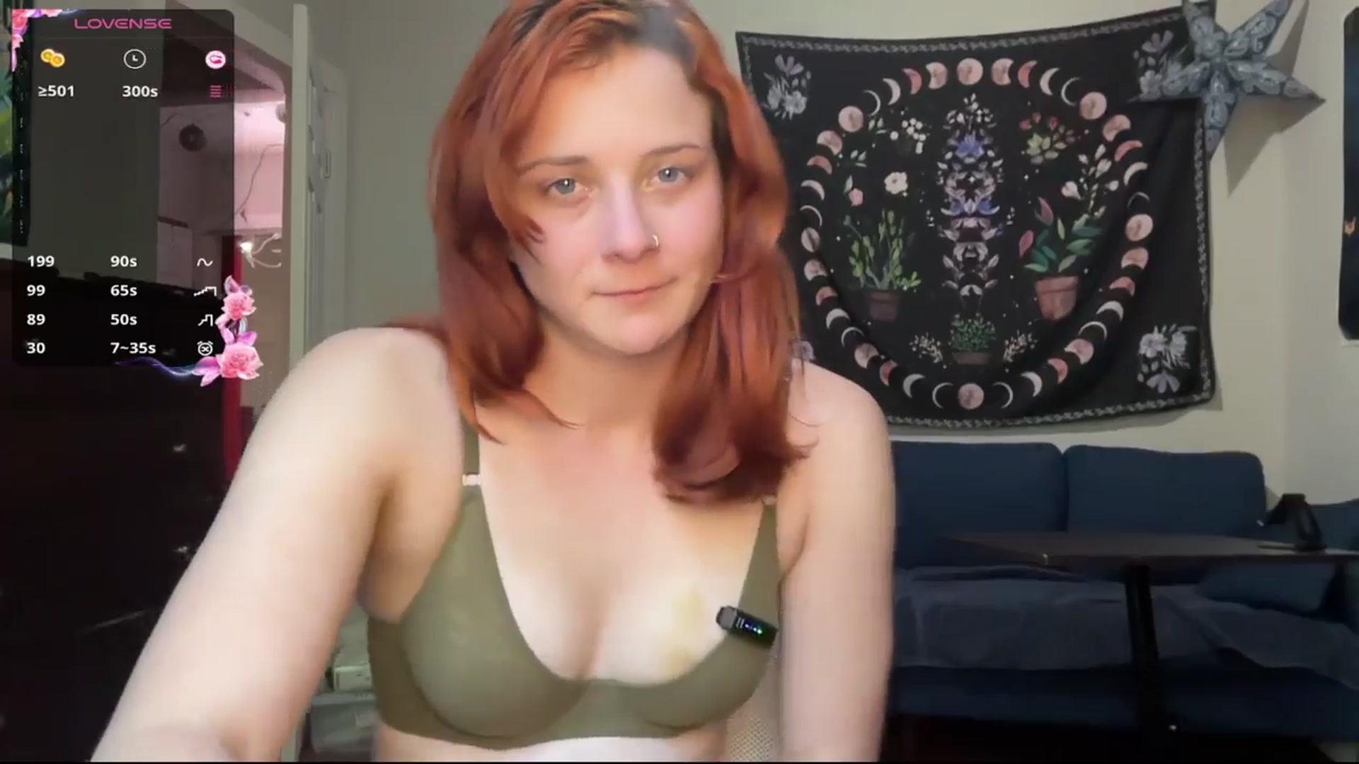 Gallery image thumbnail from AriaFields's myfreecams stream on, 04/10/2026, 22:40 image 13 of 20