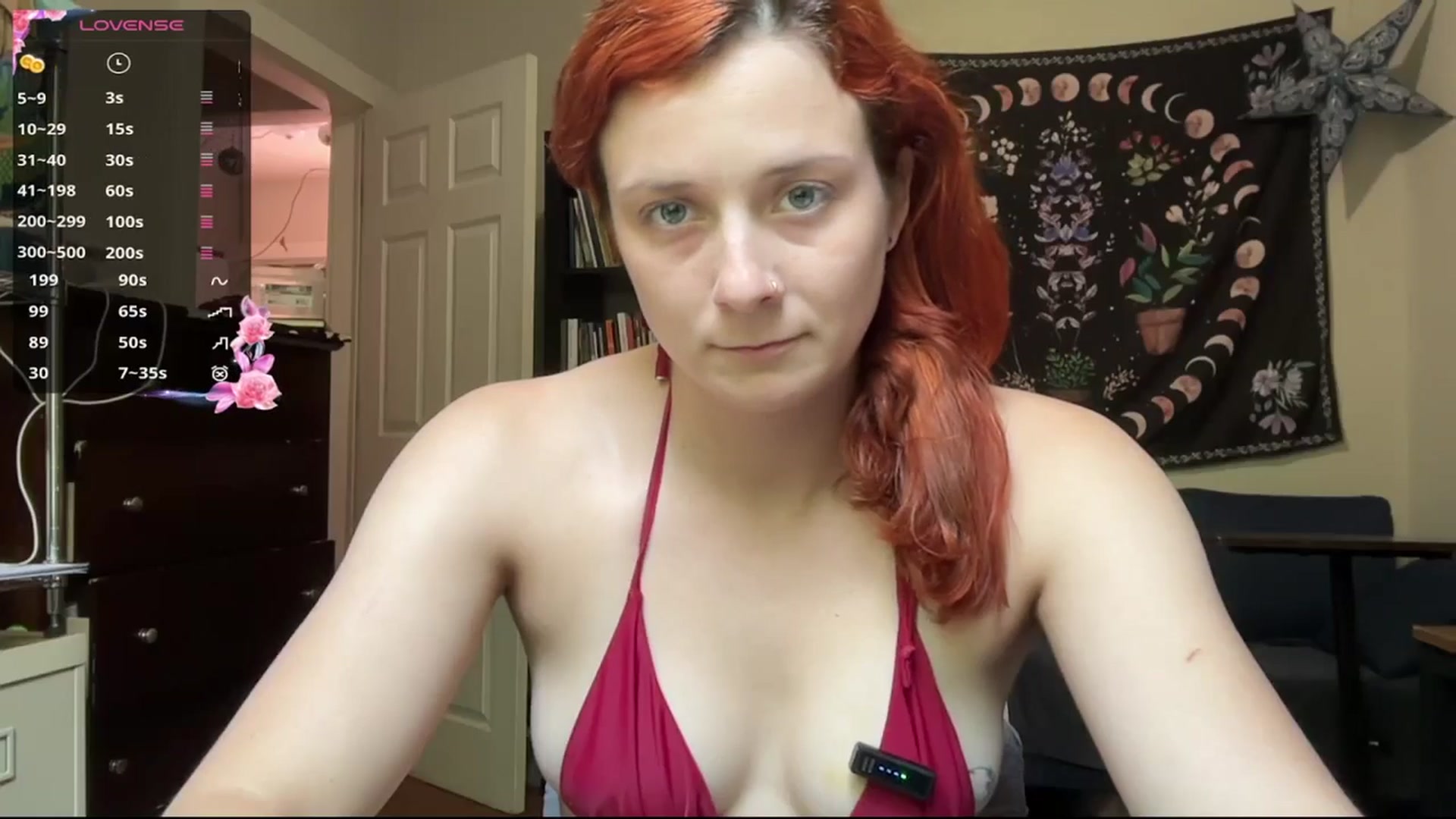 Gallery image thumbnail from AriaFields's myfreecams stream on, 04/15/2026, 15:37 image 15 of 20