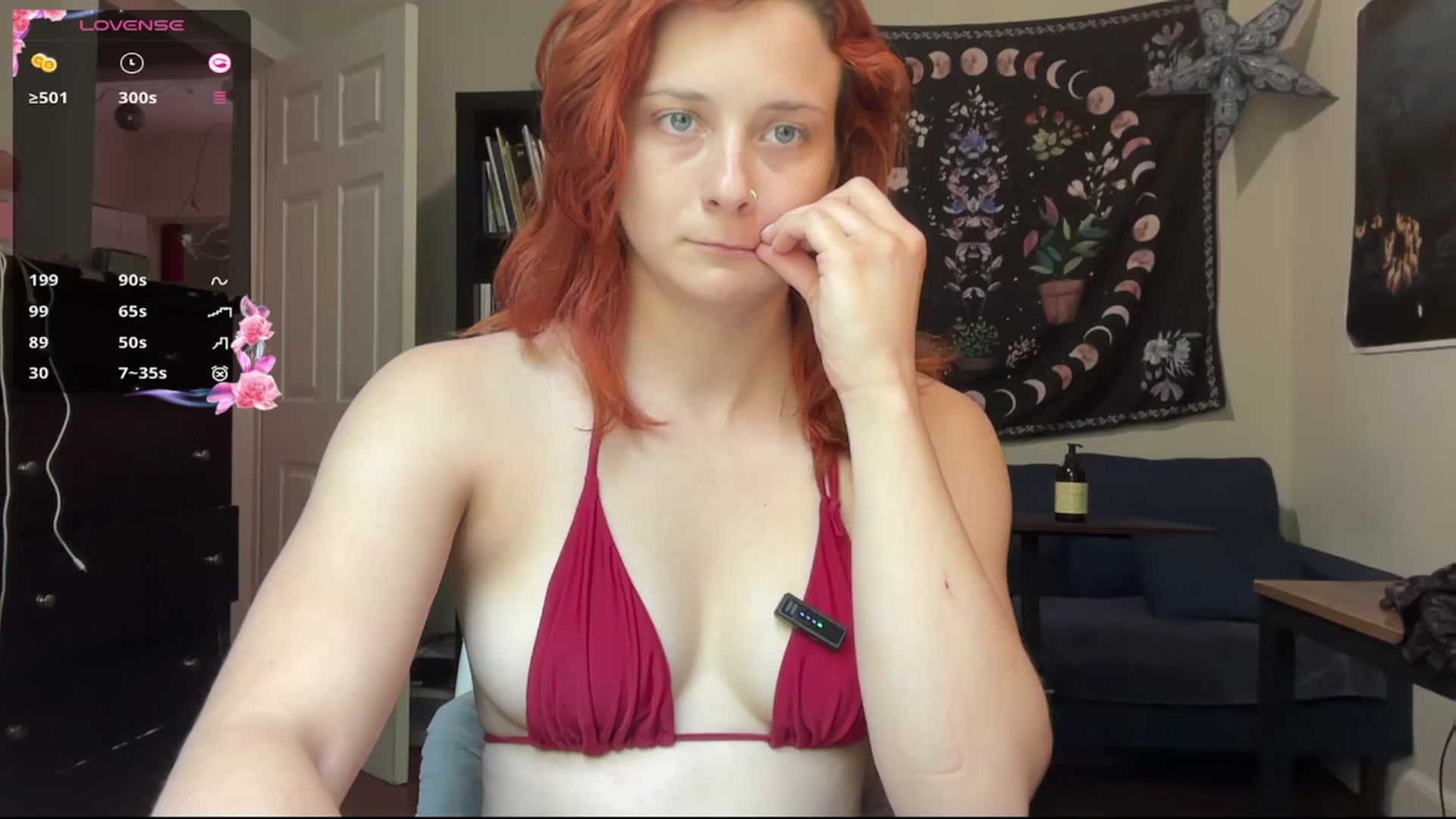 Gallery image thumbnail from AriaFields's myfreecams stream on, 04/16/2026, 15:36 image 1 of 20