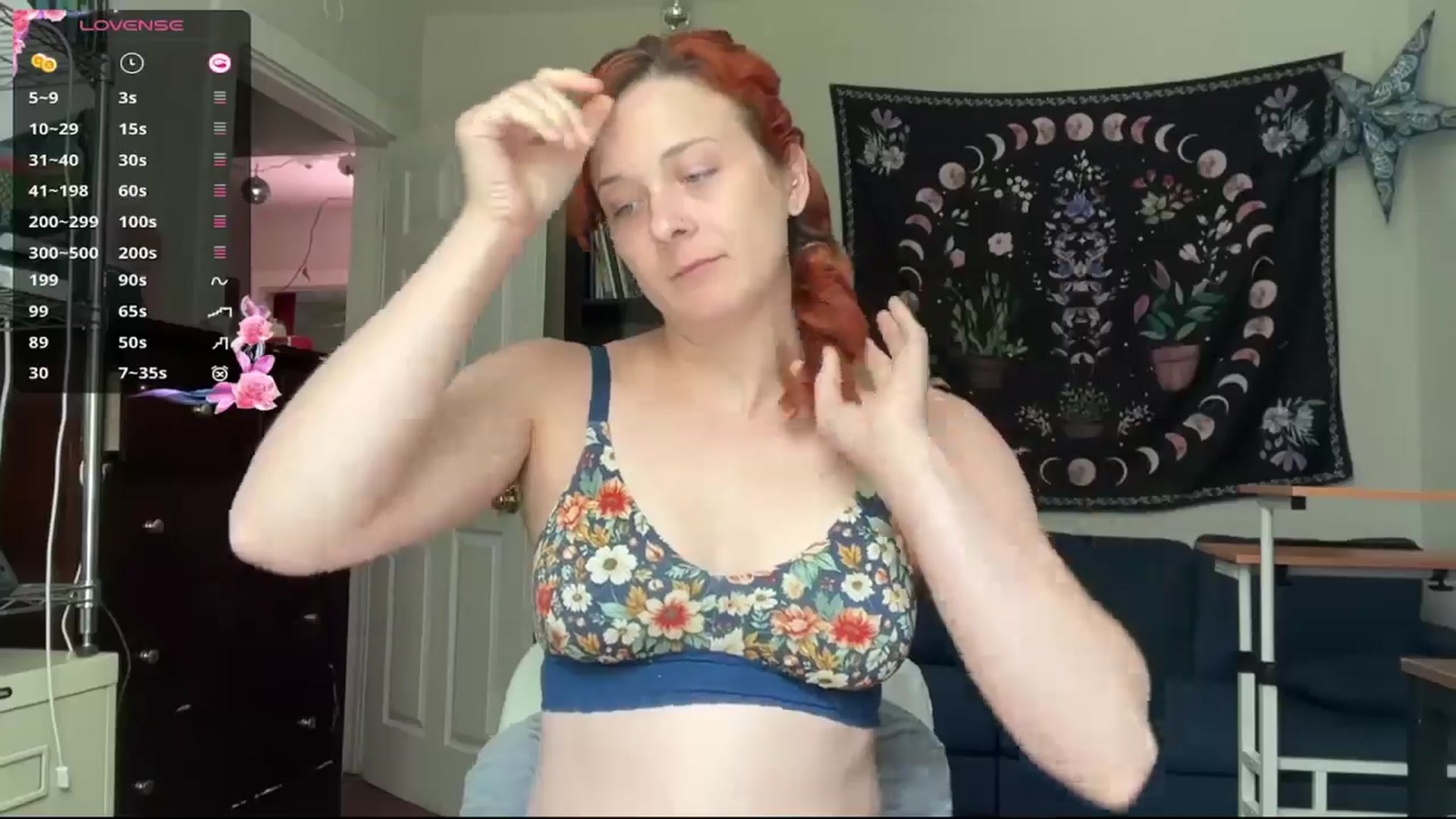 Gallery image thumbnail from AriaFields's myfreecams stream on, 04/20/2026, 18:18 image 7 of 20