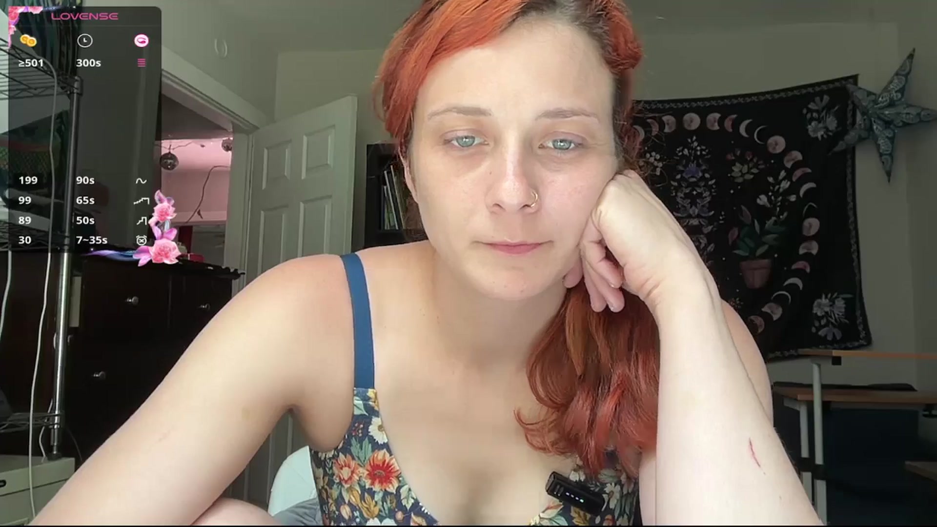Gallery image thumbnail from AriaFields's myfreecams stream on, 04/20/2026, 18:18 image 14 of 20