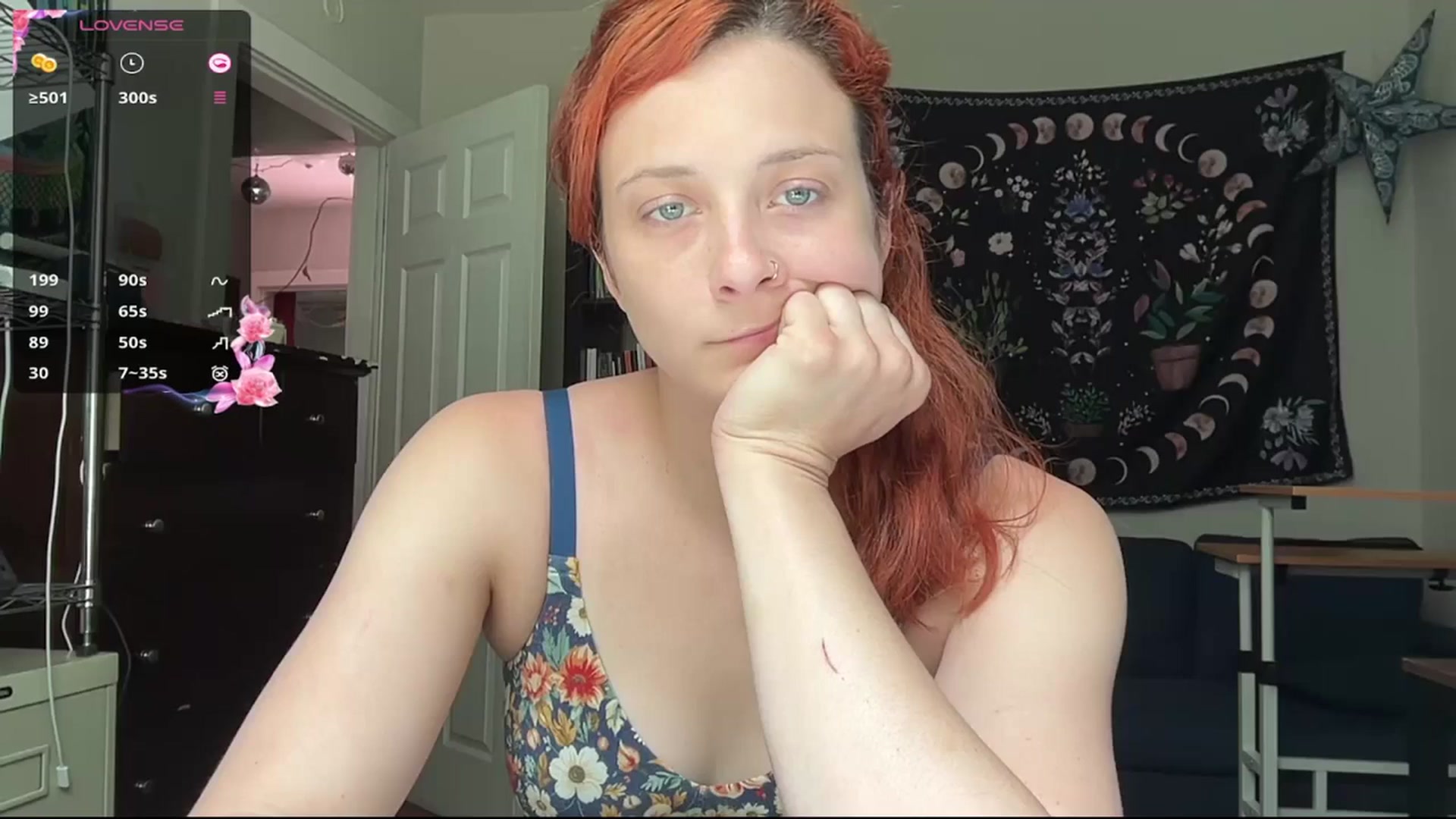 Gallery image thumbnail from AriaFields's myfreecams stream on, 04/20/2026, 18:18 image 3 of 20
