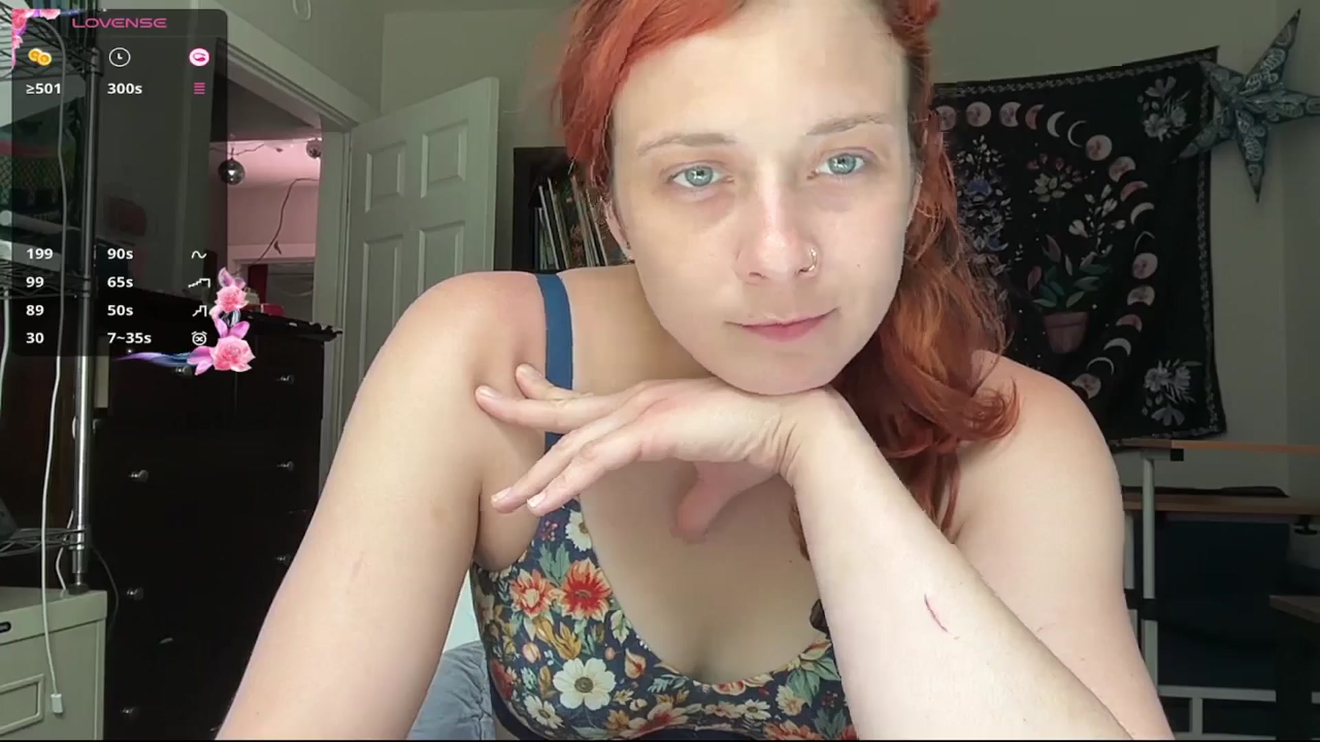 Gallery image thumbnail from AriaFields's myfreecams stream on, 04/20/2026, 18:18 image 8 of 20