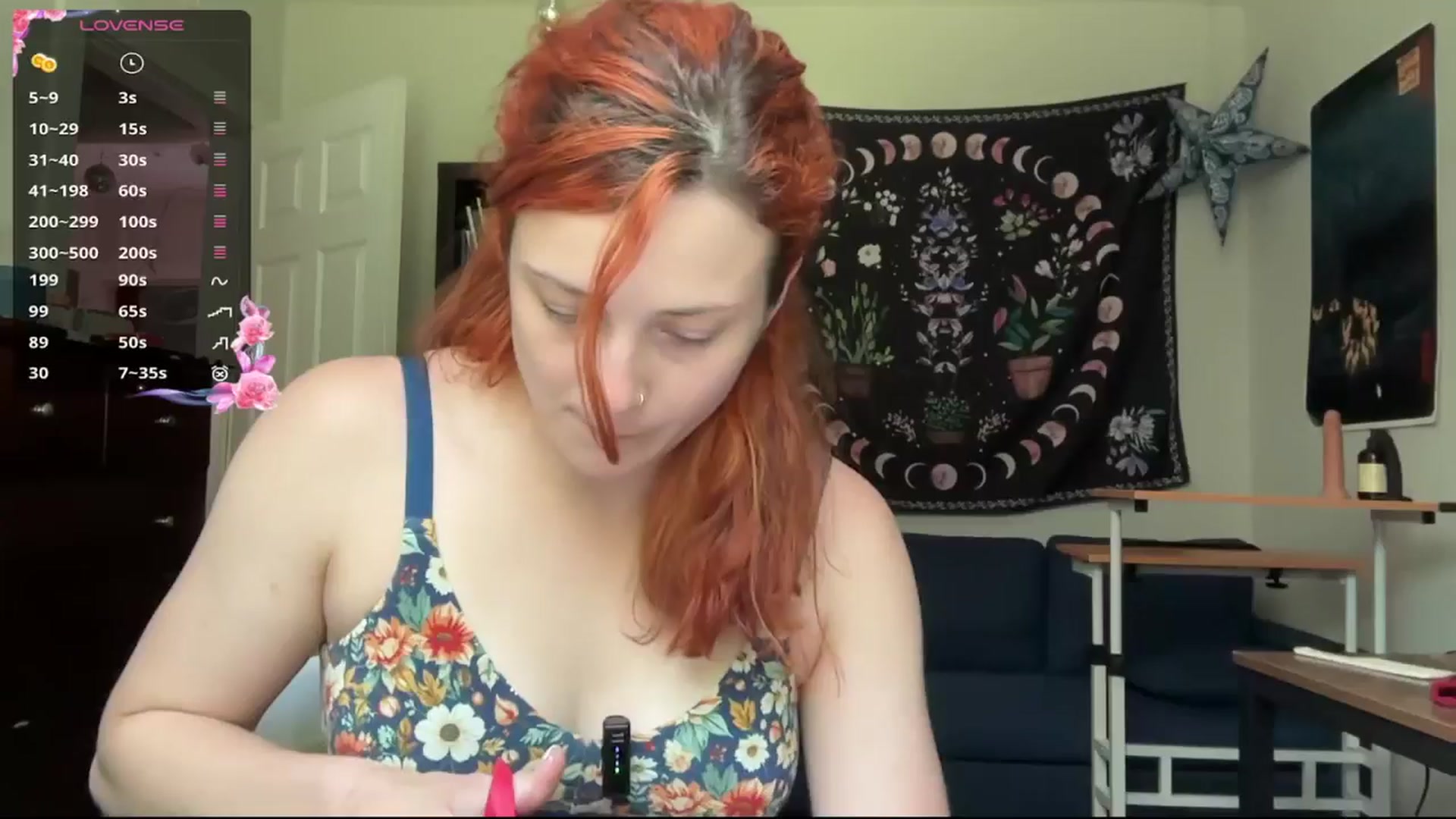 Gallery image thumbnail from AriaFields's myfreecams stream on, 04/20/2026, 22:10 image 1 of 20