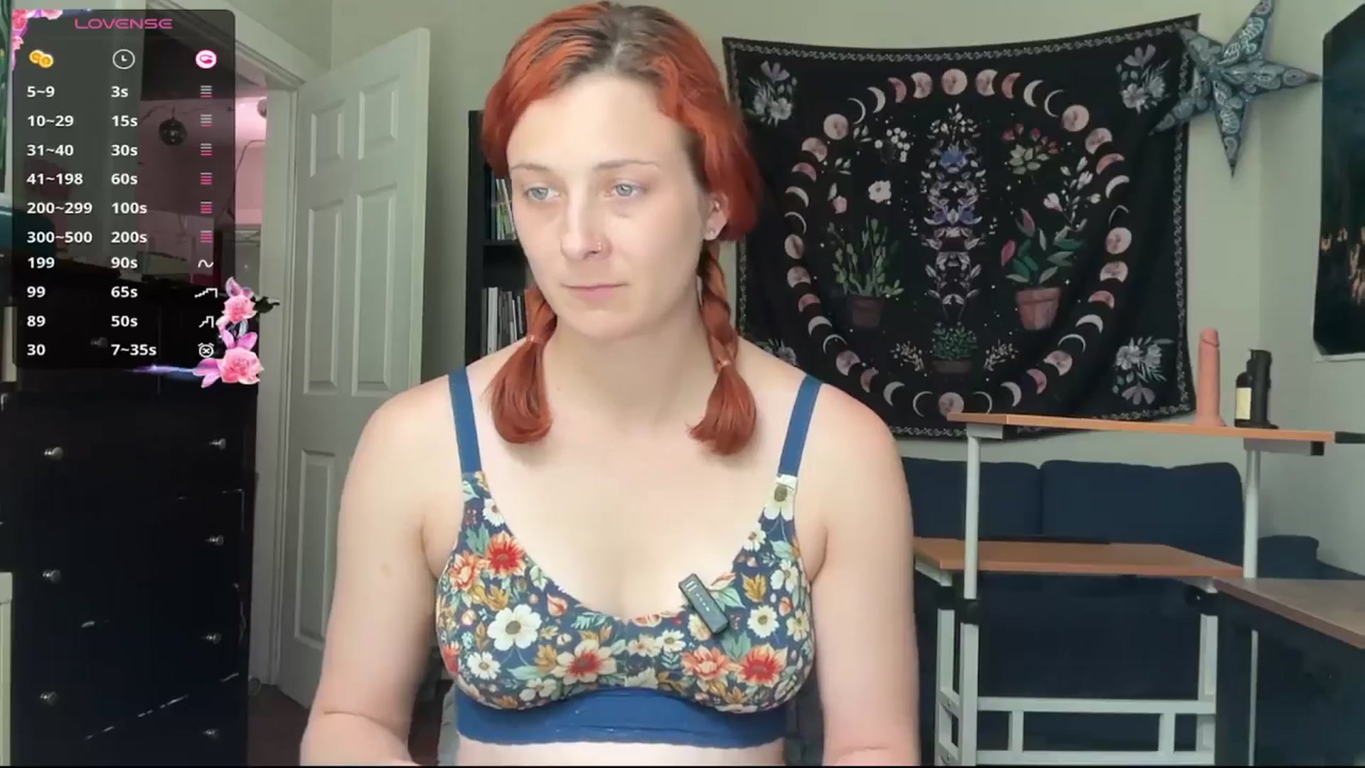 Gallery image thumbnail from AriaFields's myfreecams stream on, 04/21/2026, 18:28 image 7 of 20