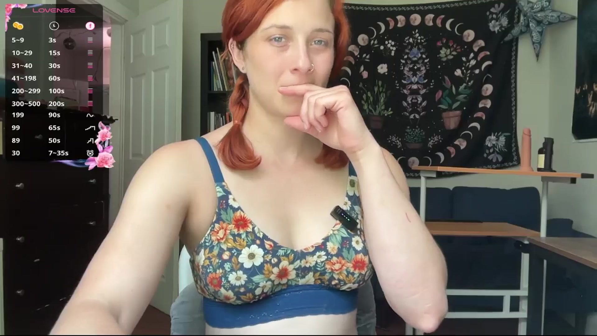 Gallery image thumbnail from AriaFields's myfreecams stream on, 04/21/2026, 20:46 image 4 of 20